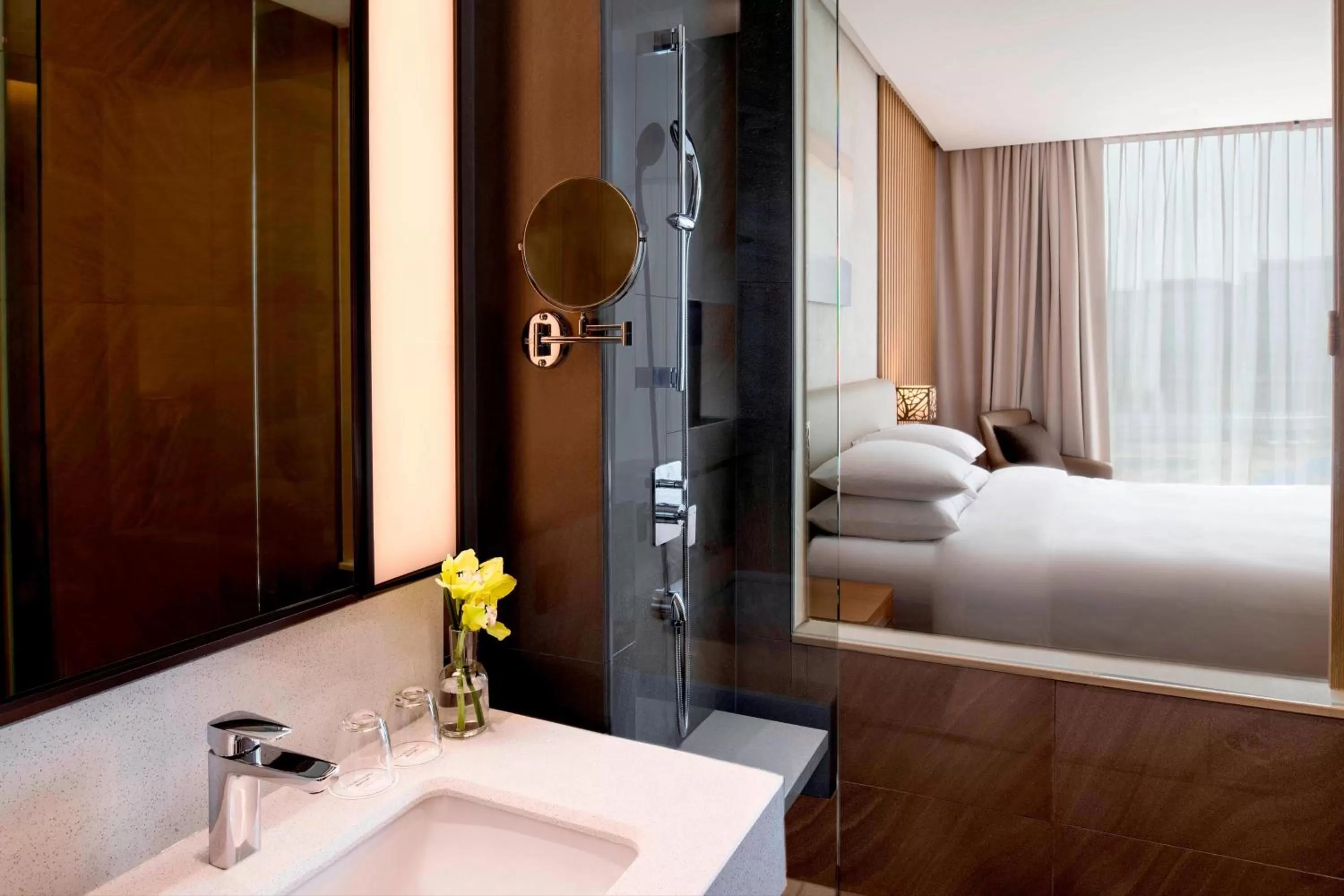 Bathroom, Bed in Courtyard by Marriott Seoul Botanic Park