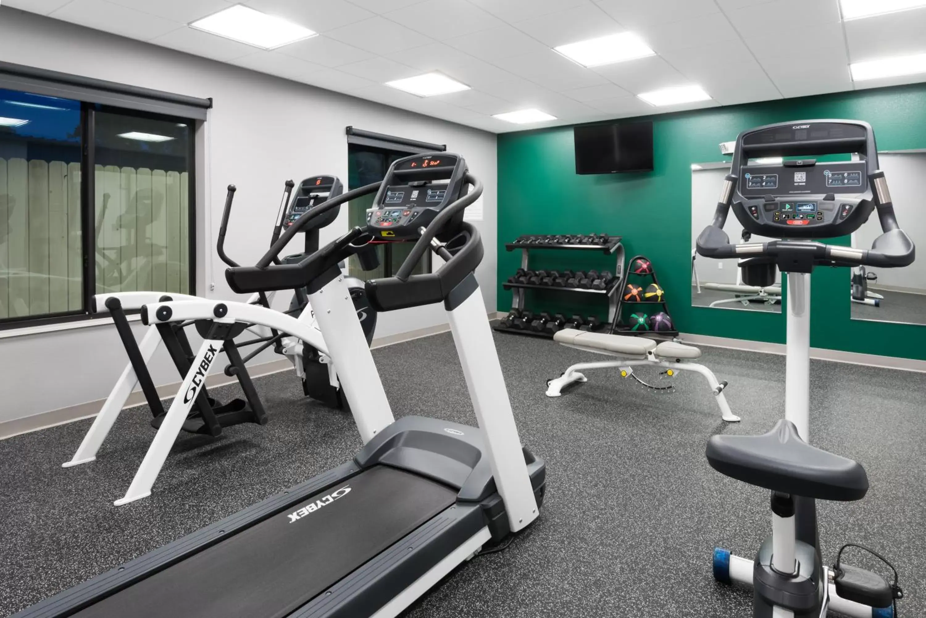 Fitness centre/facilities, Fitness Center/Facilities in Wingate by Wyndham Sidney