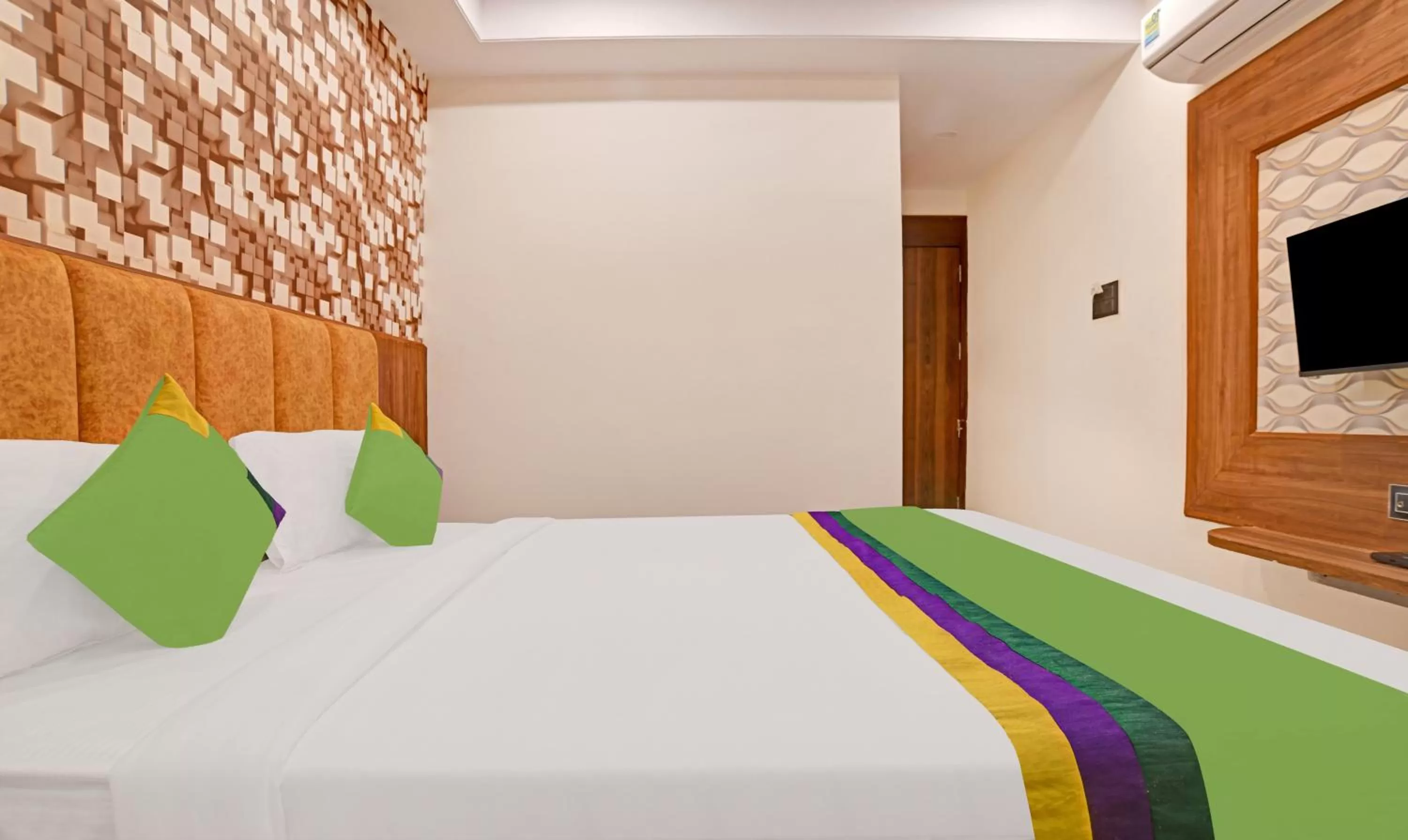 Bedroom, Bed in Treebo Merit