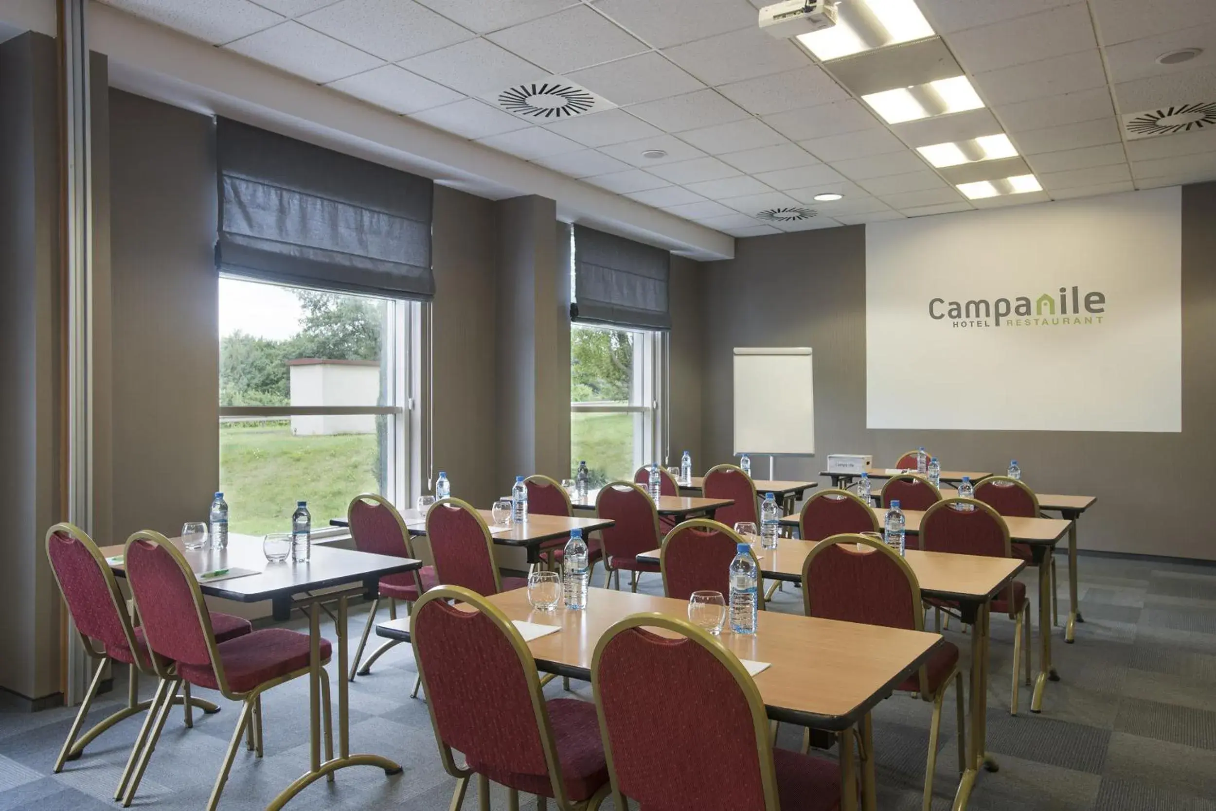 Business facilities, Restaurant/Places to Eat in Campanile Poznan