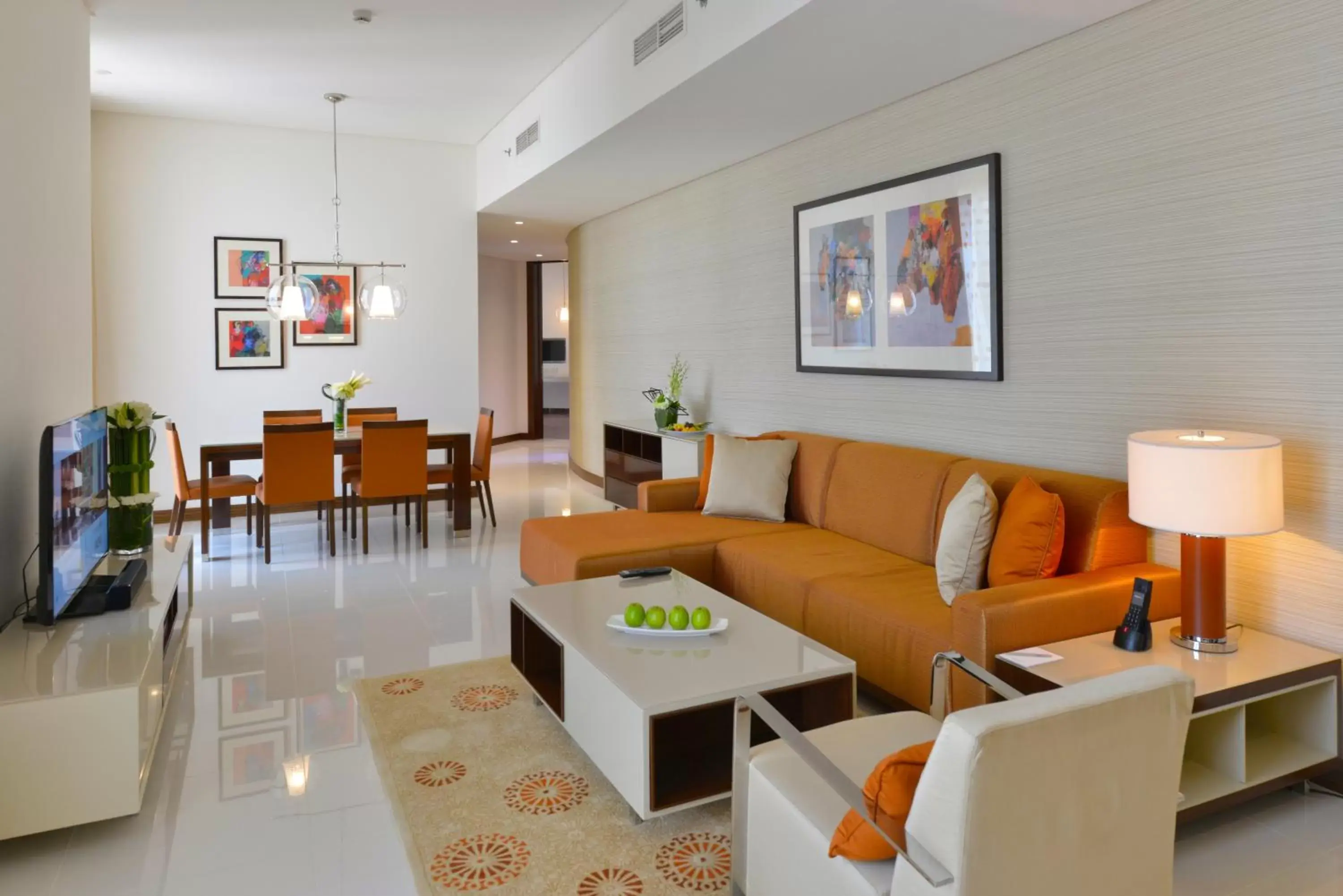 Living room, Lounge/Bar in Fraser Suites Diplomatic Area Bahrain