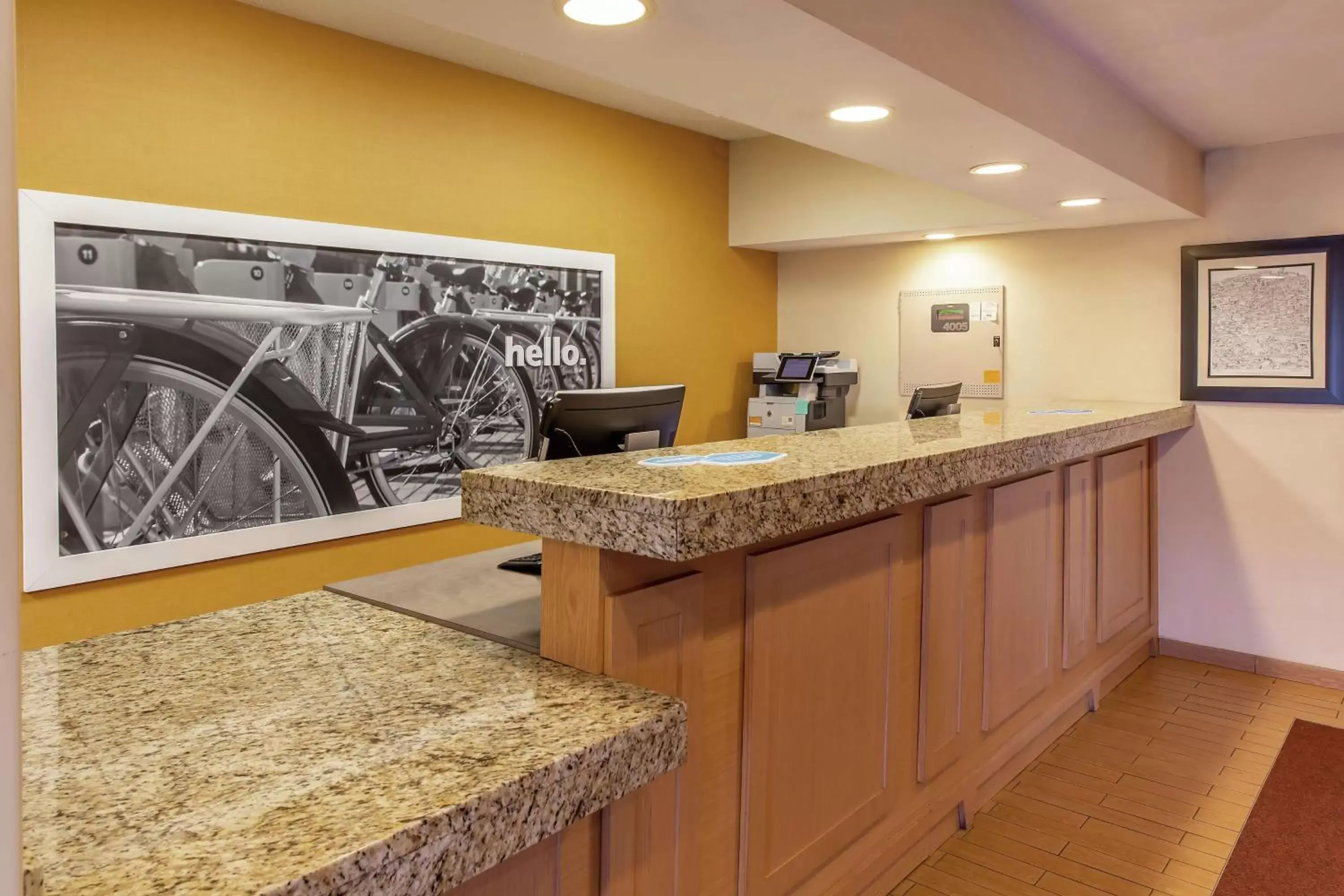 Lobby or reception in Hampton Inn Minneapolis-Burnsville Lobby or reception in Hampton Inn Minneapolis-Burnsville
