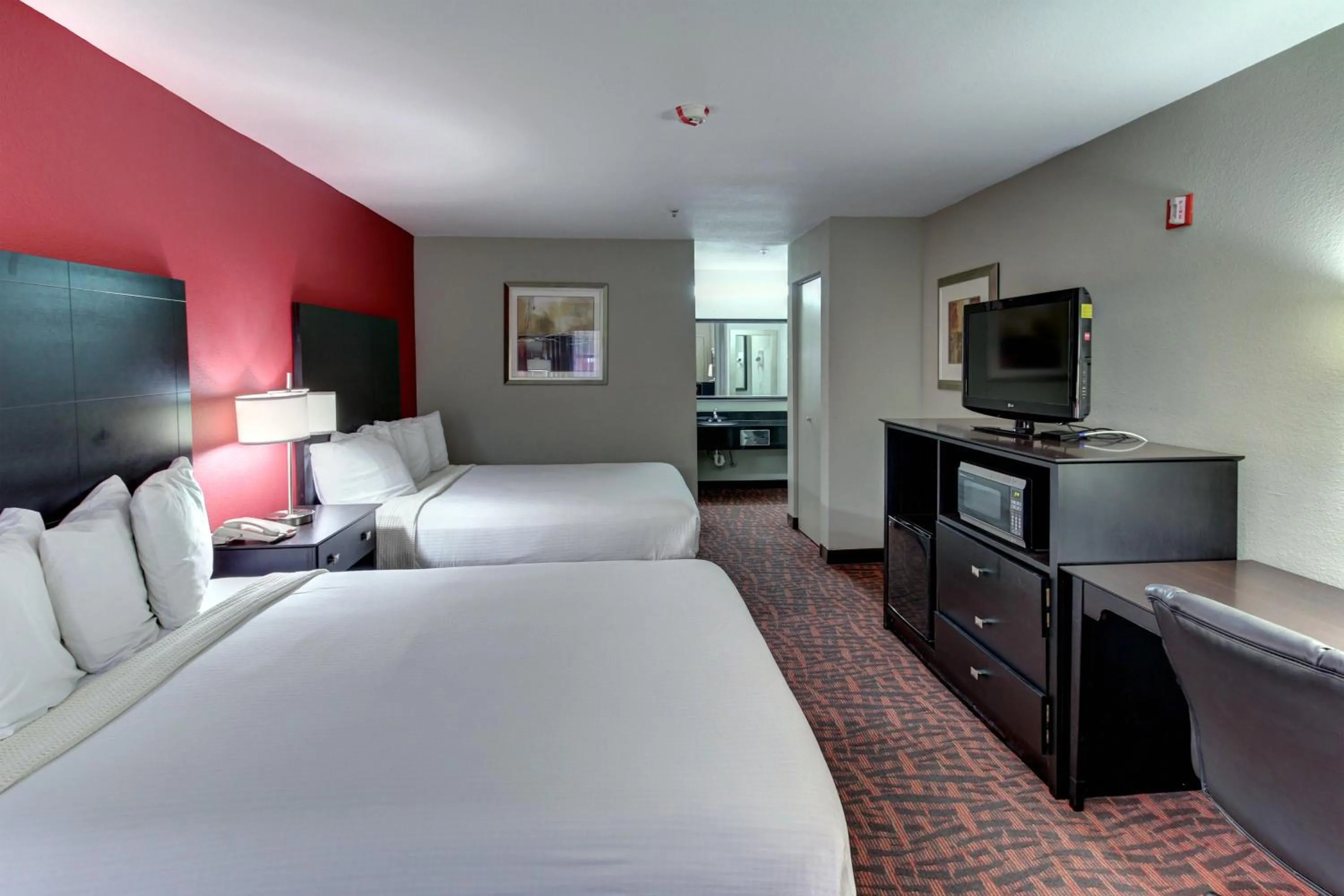 Photo of the whole room, Bed in Motel 6-Arlington, TX