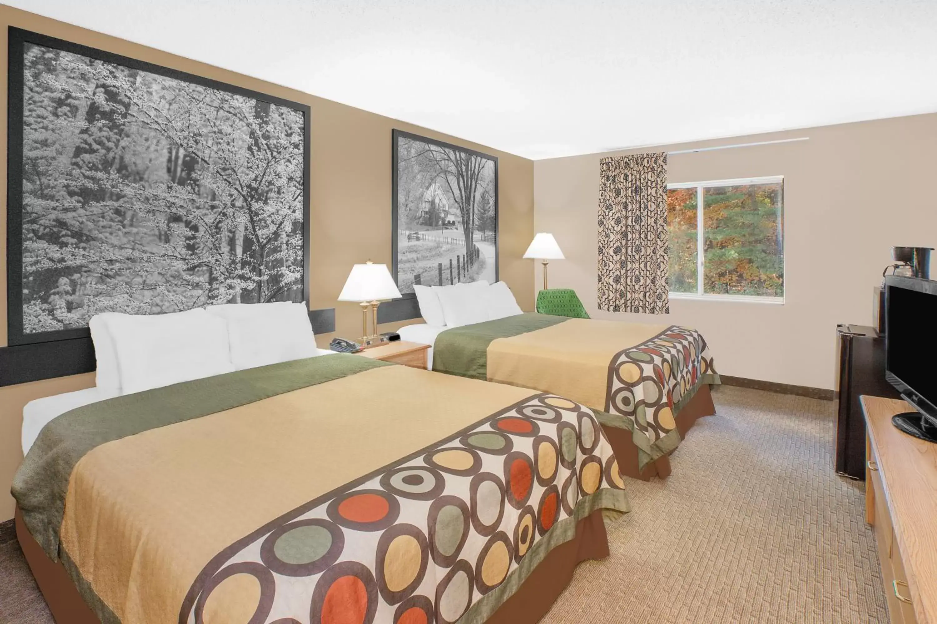 Bedroom, Bed in Super 8 by Wyndham Seville
