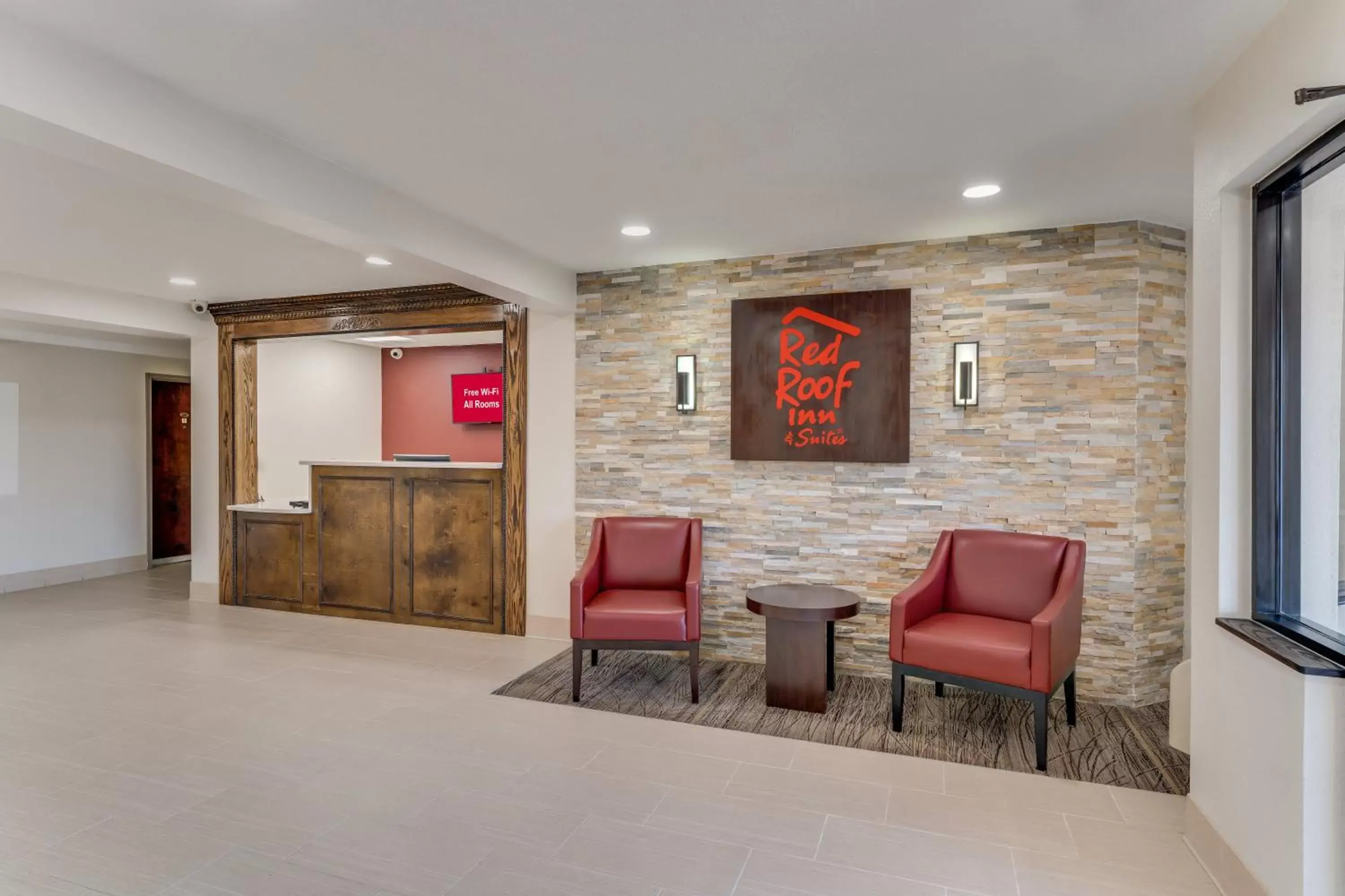 Lobby or reception, Lobby/Reception in Red Roof Inn & Suites Newport - Middletown, RI