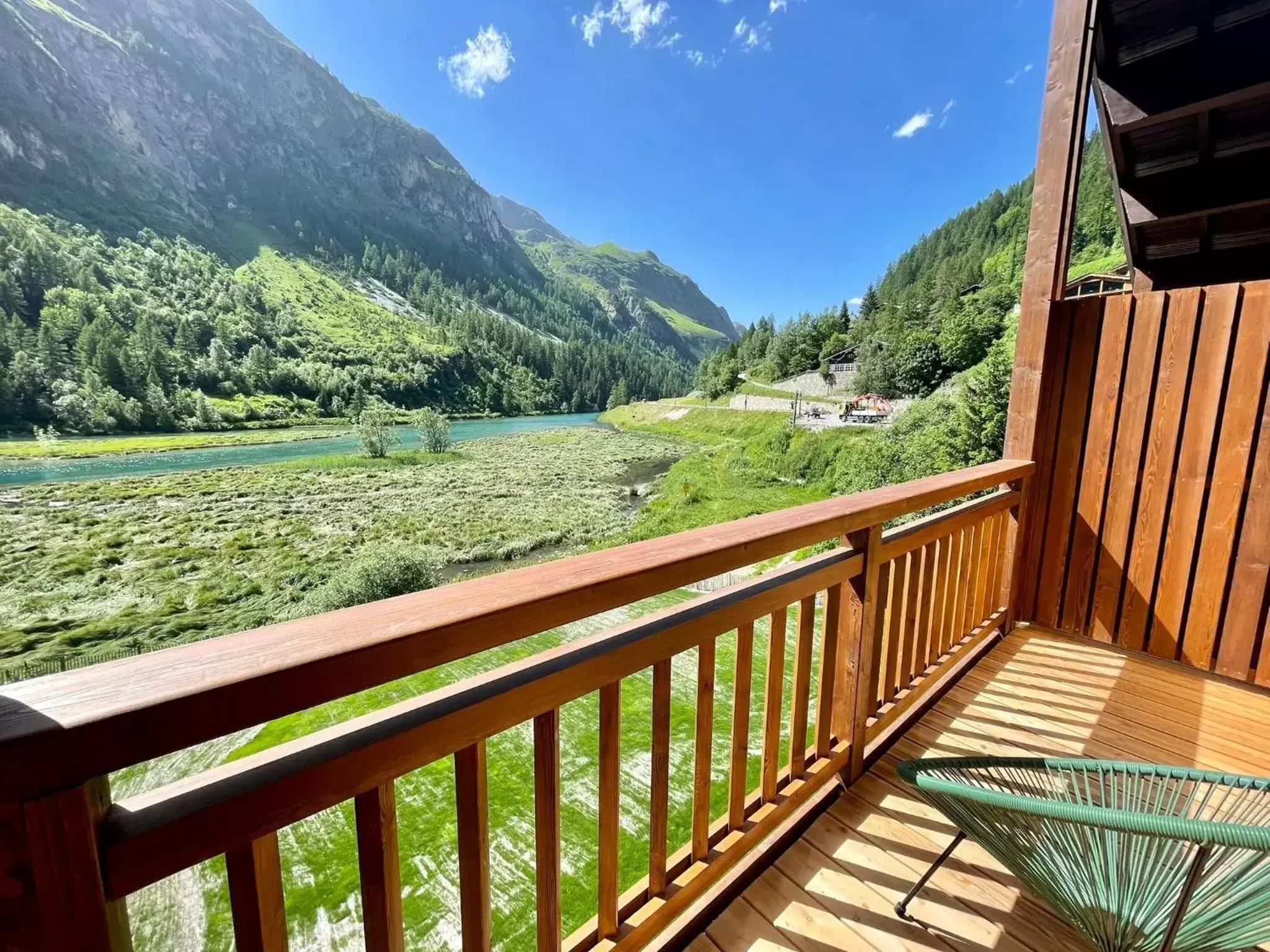 Natural landscape, Balcony/Terrace in Tetras Lodge by Les Etincelles