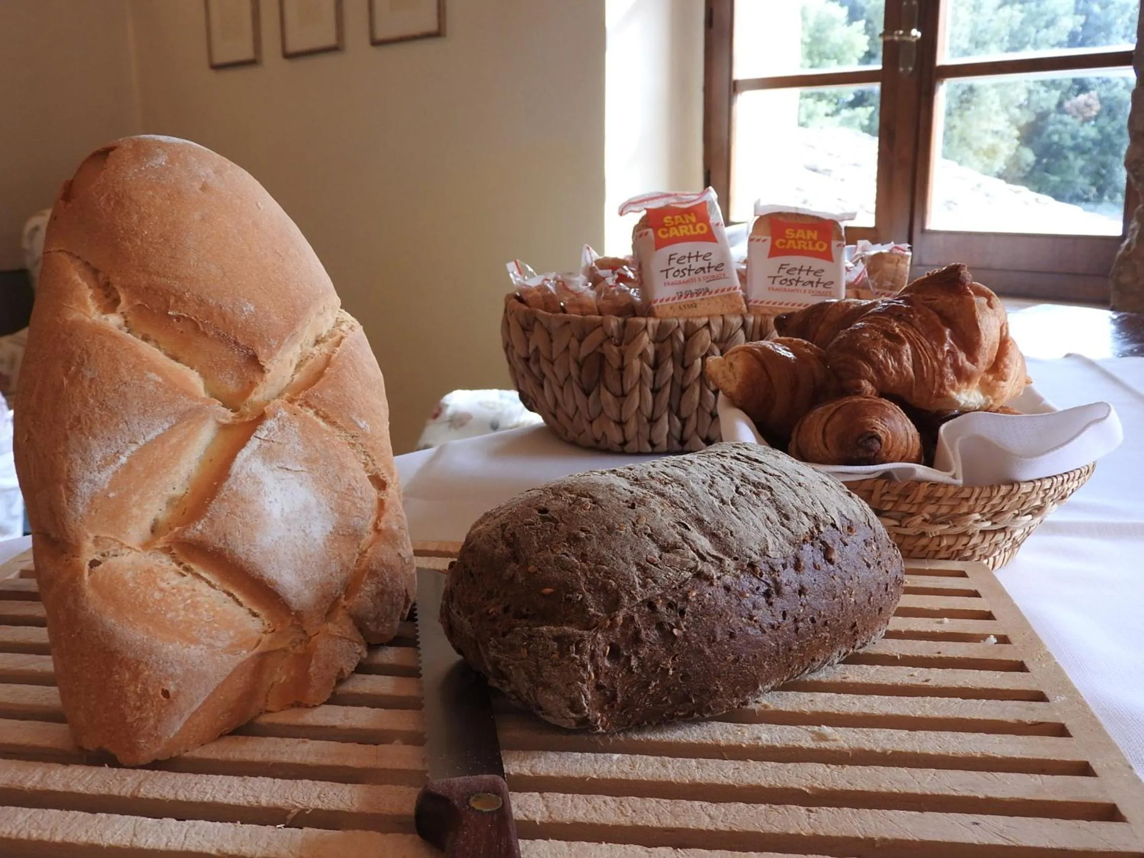 Breakfast in Hotel Moderno