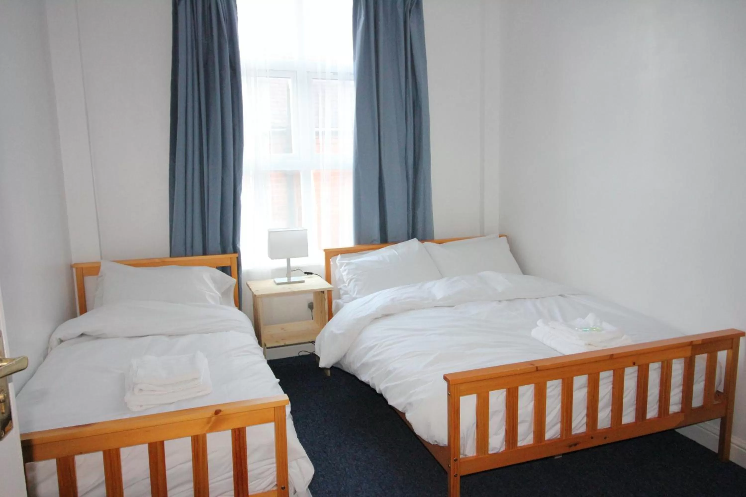 Bed in Churchill Hotel & Nagawa Restaurant