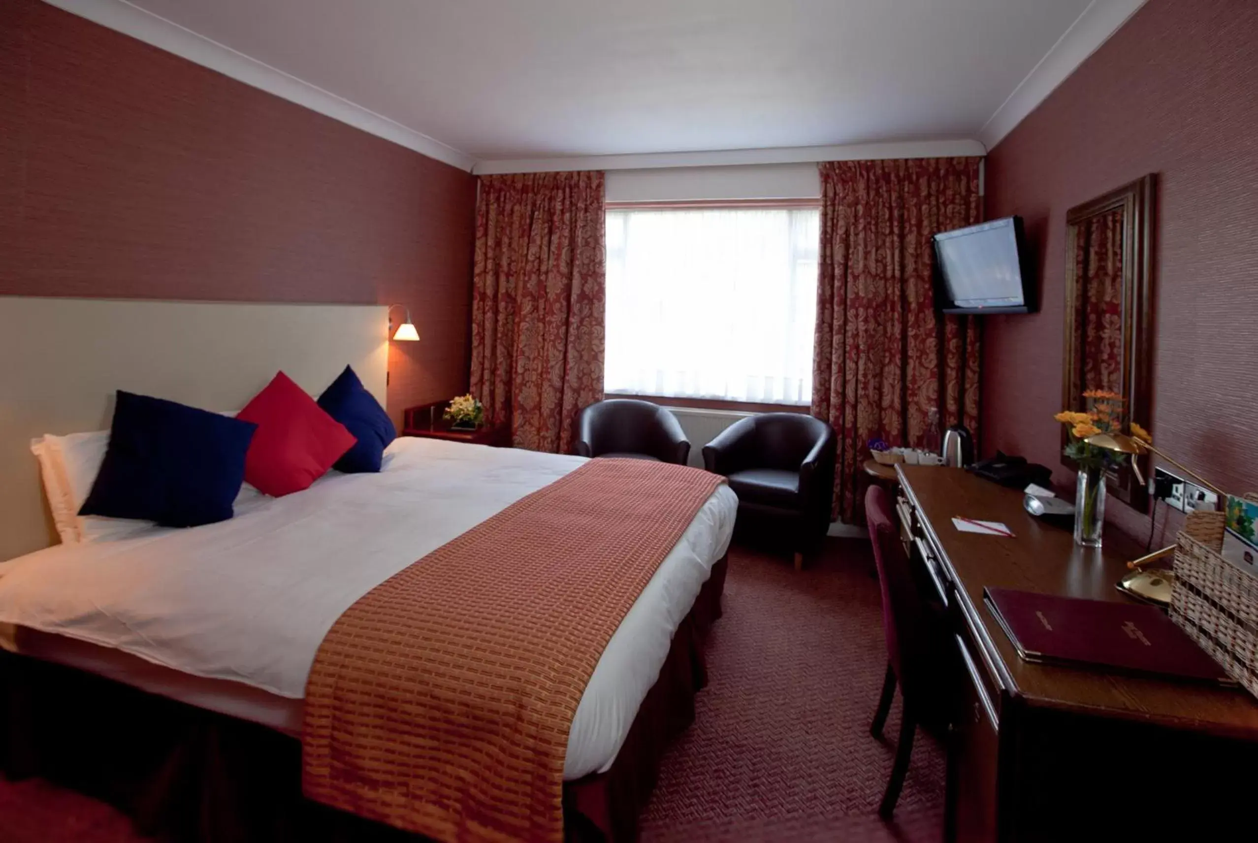 Bed in The Rose & Crown Hotel, Sure Hotel Collection by Best Western