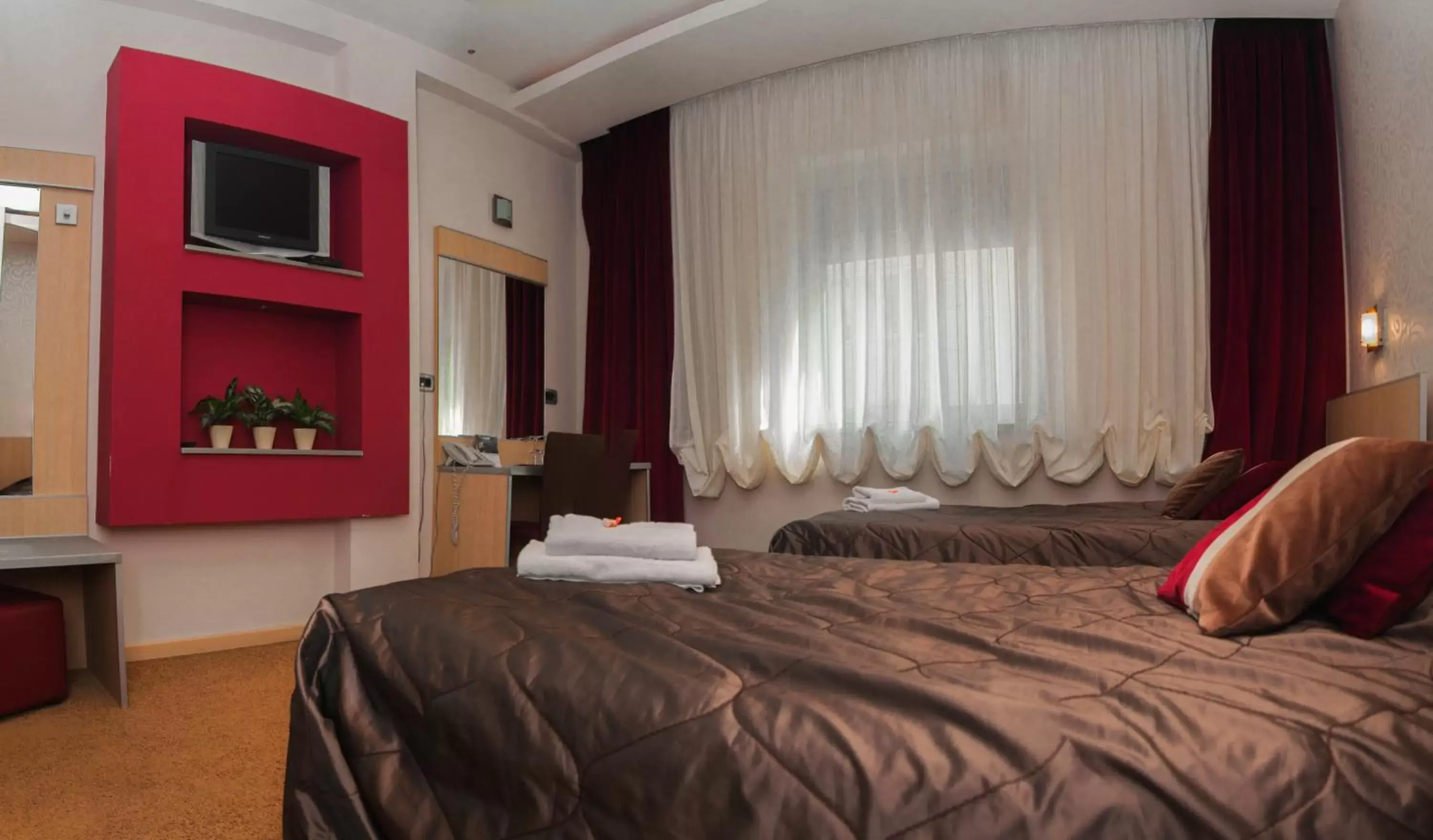 Bedroom, Bed in Garni Hotel Vigor - EV station