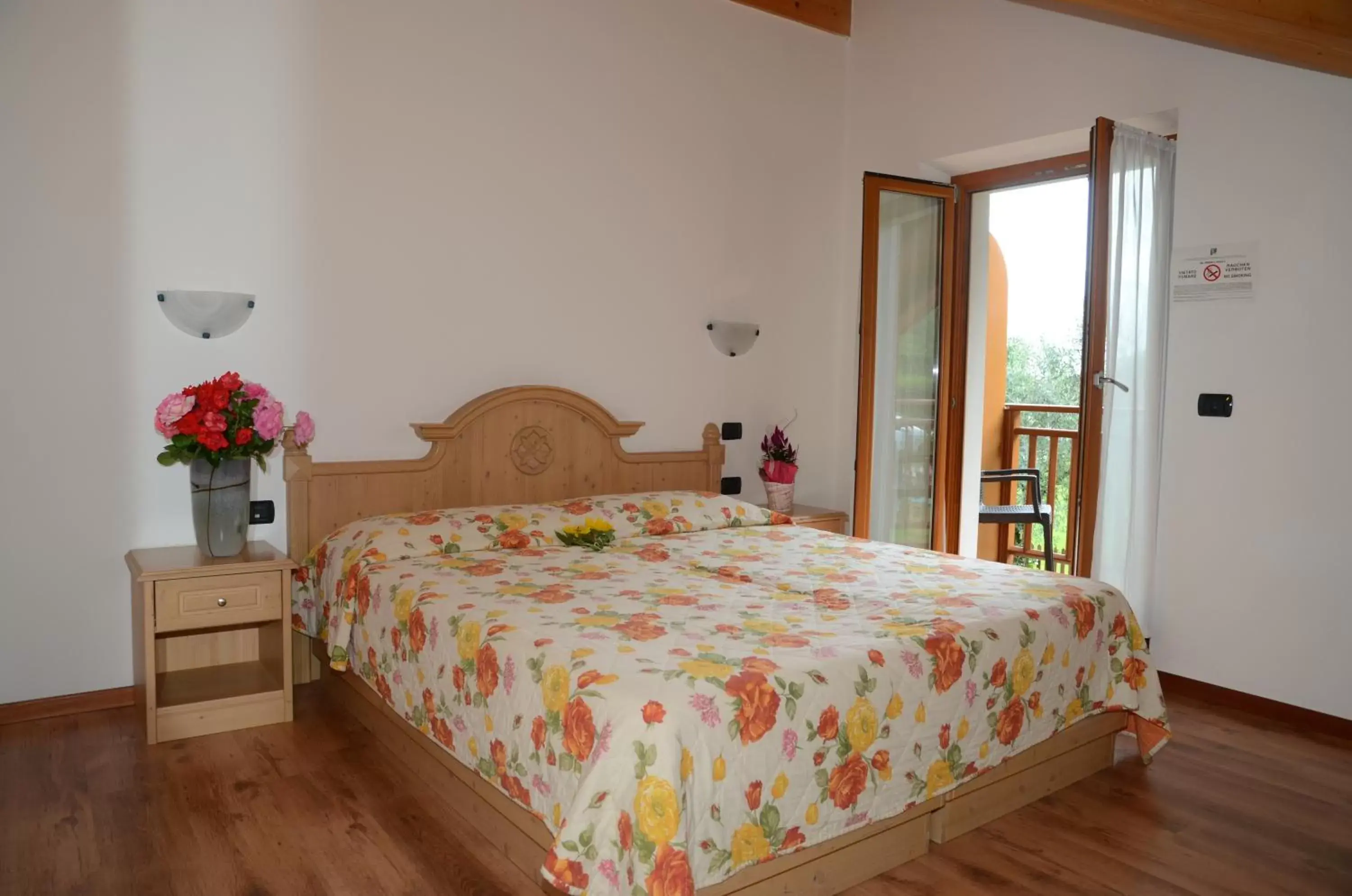 Mountain view, Bed in Agritur Girardelli