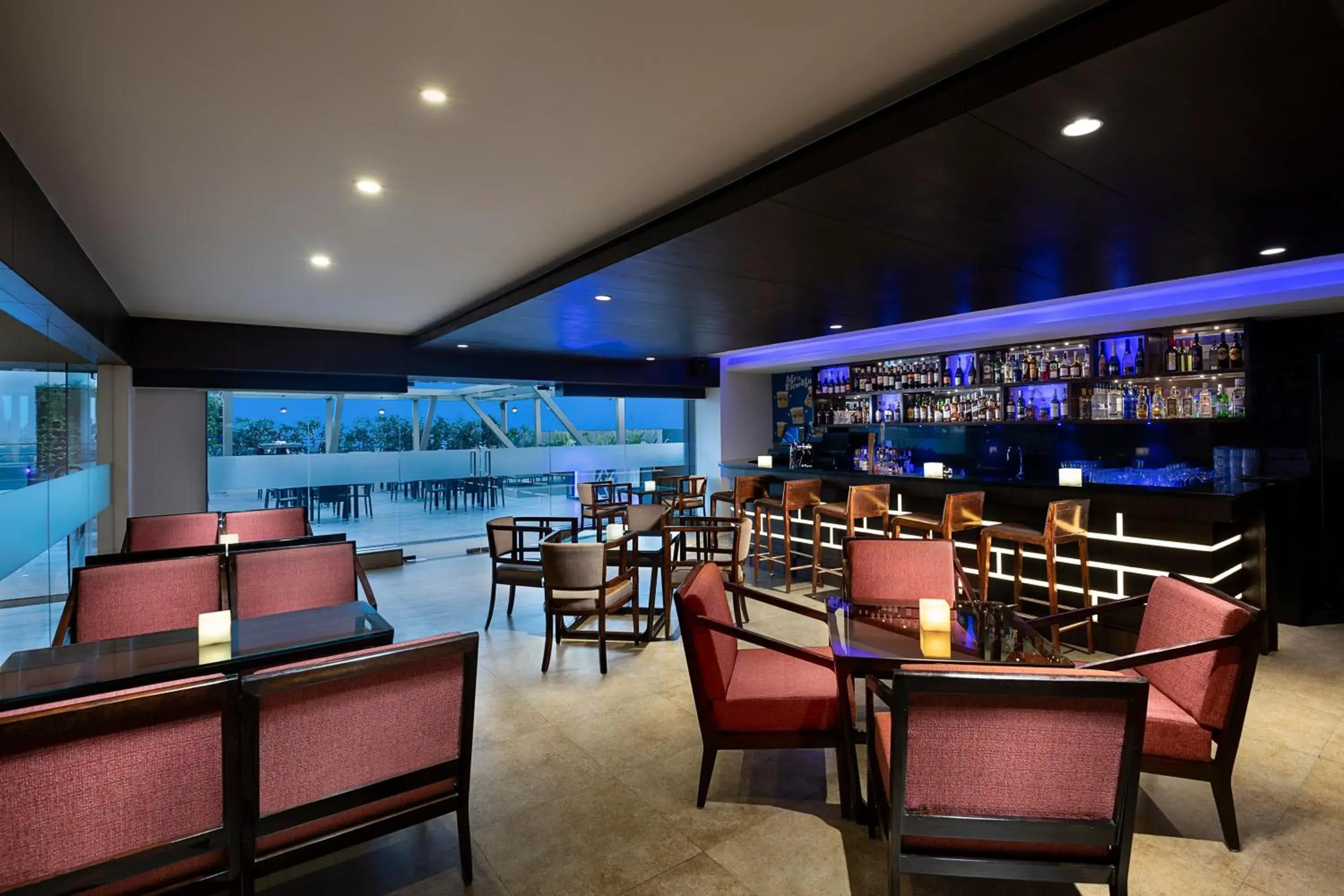 Lounge or bar, Lounge/Bar in Radisson Blu Pune Hinjawadi