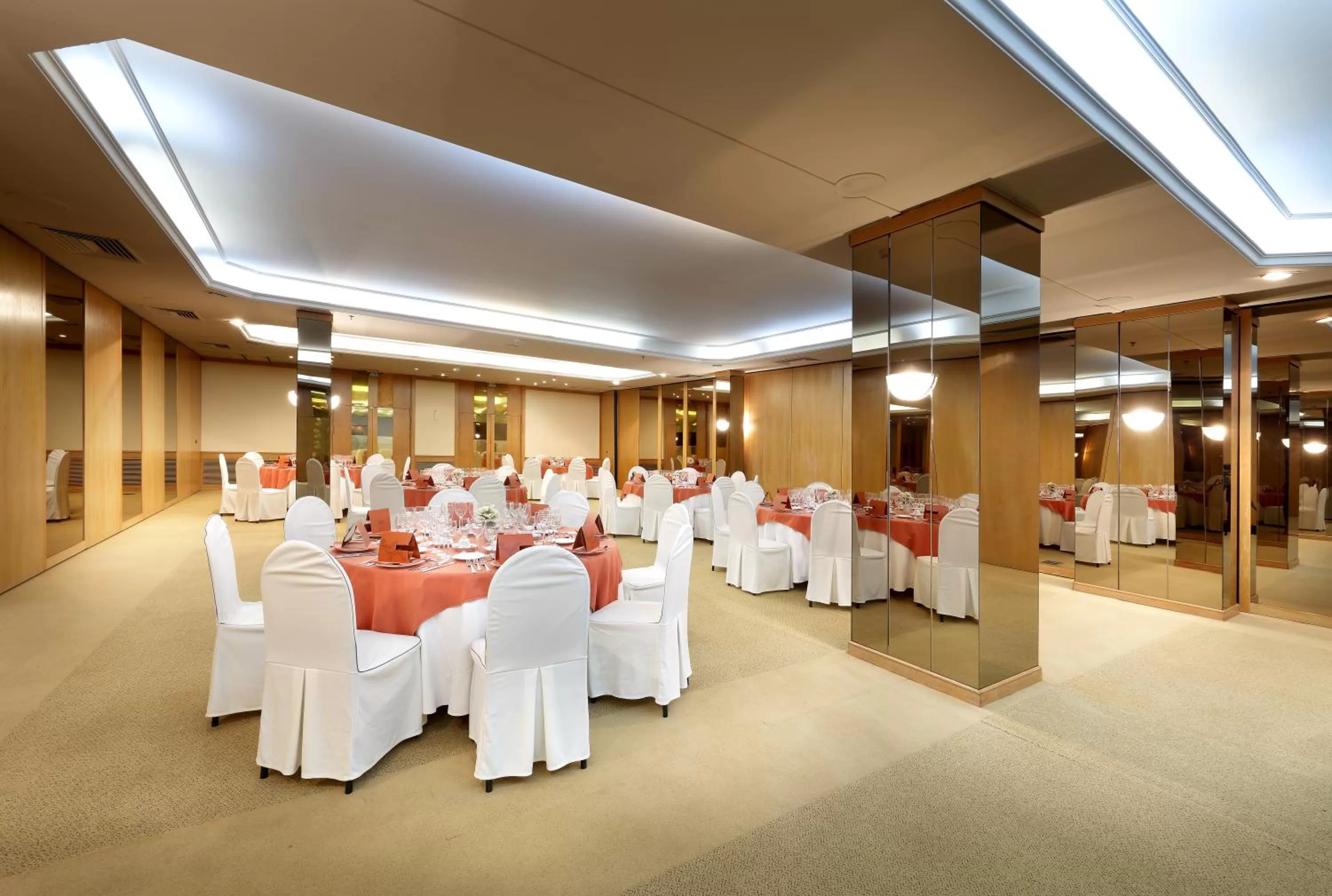 Banquet/Function facilities in Crisol Puerta de Burgos