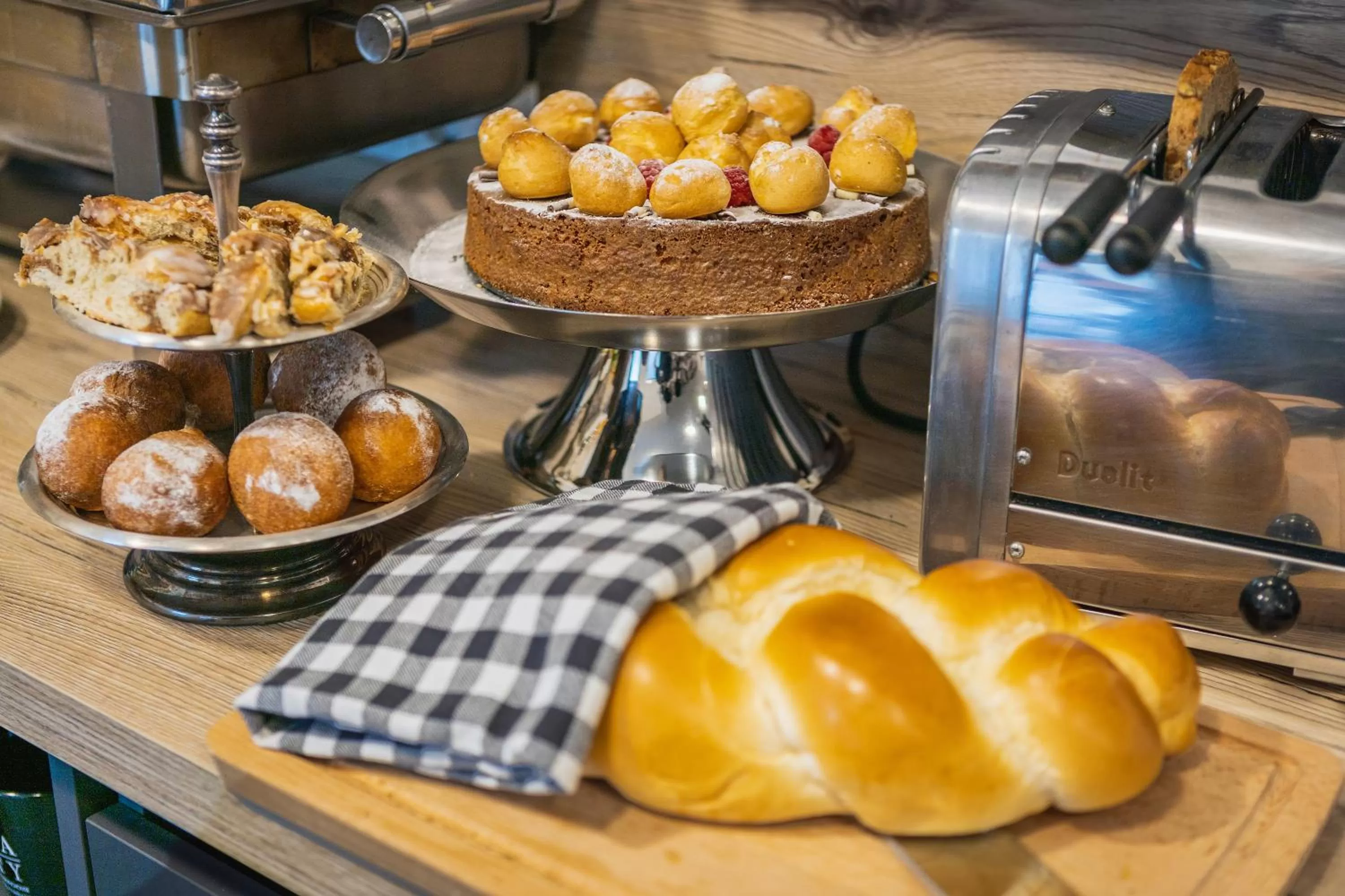 Food and drinks in Rhein Hotel St. Martin