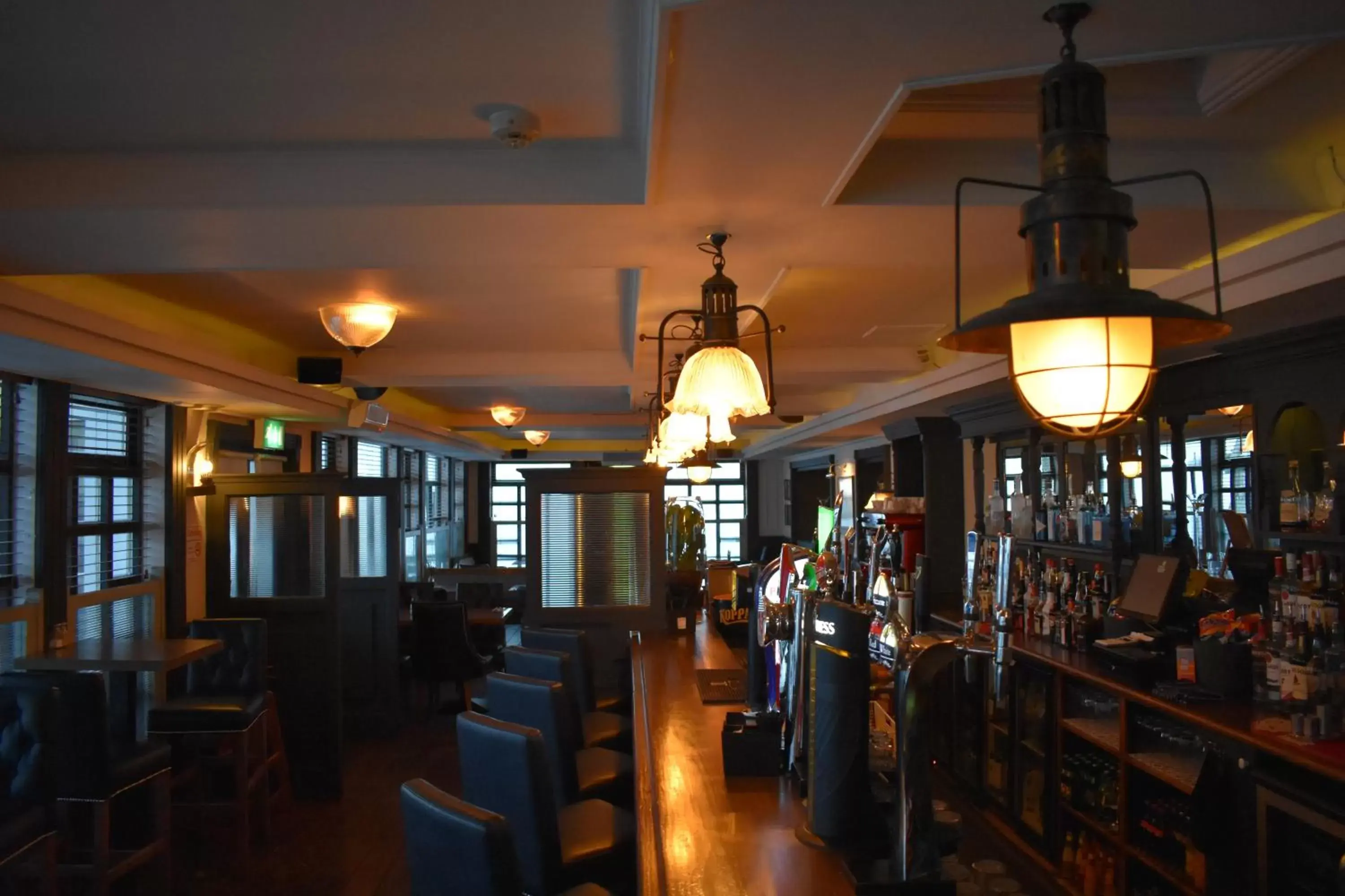Drinks, Restaurant/Places to Eat in Kildare House Hotel