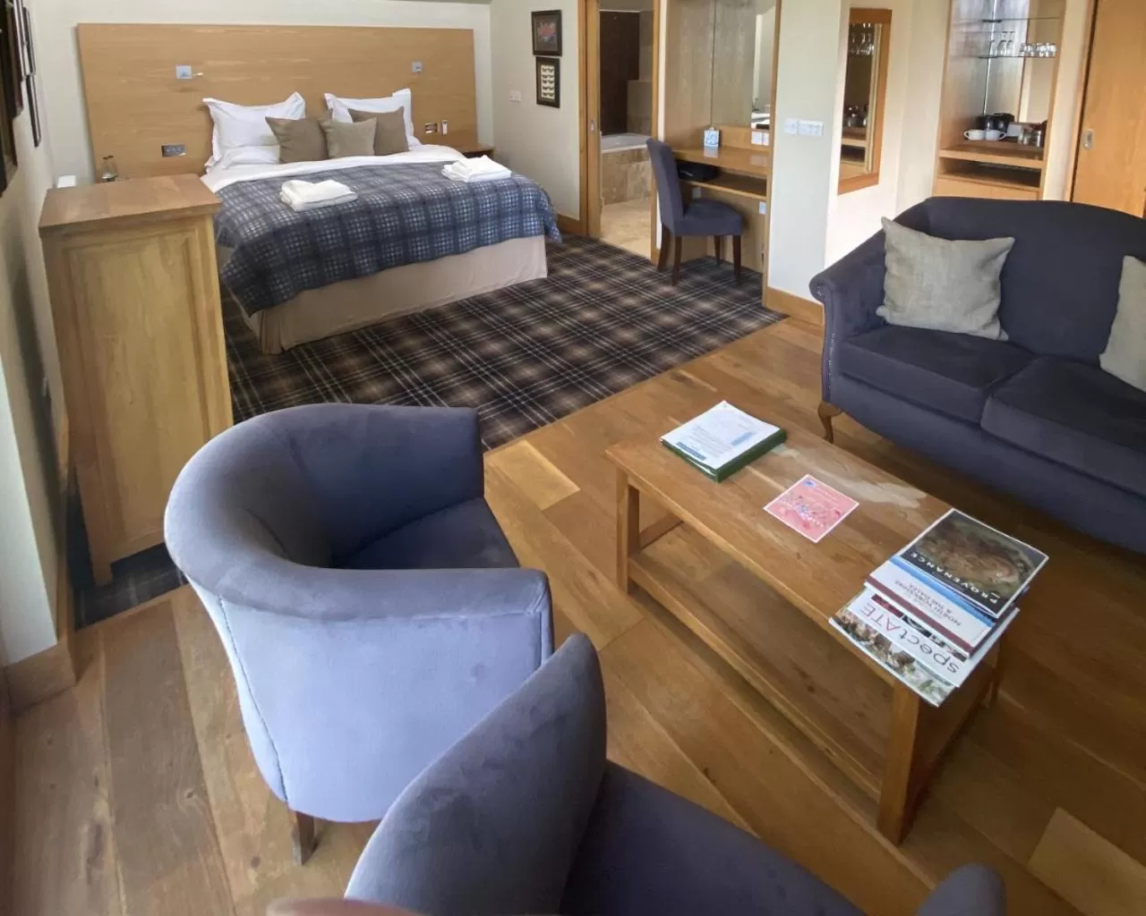 Living room, Bed in The Carpenters Arms