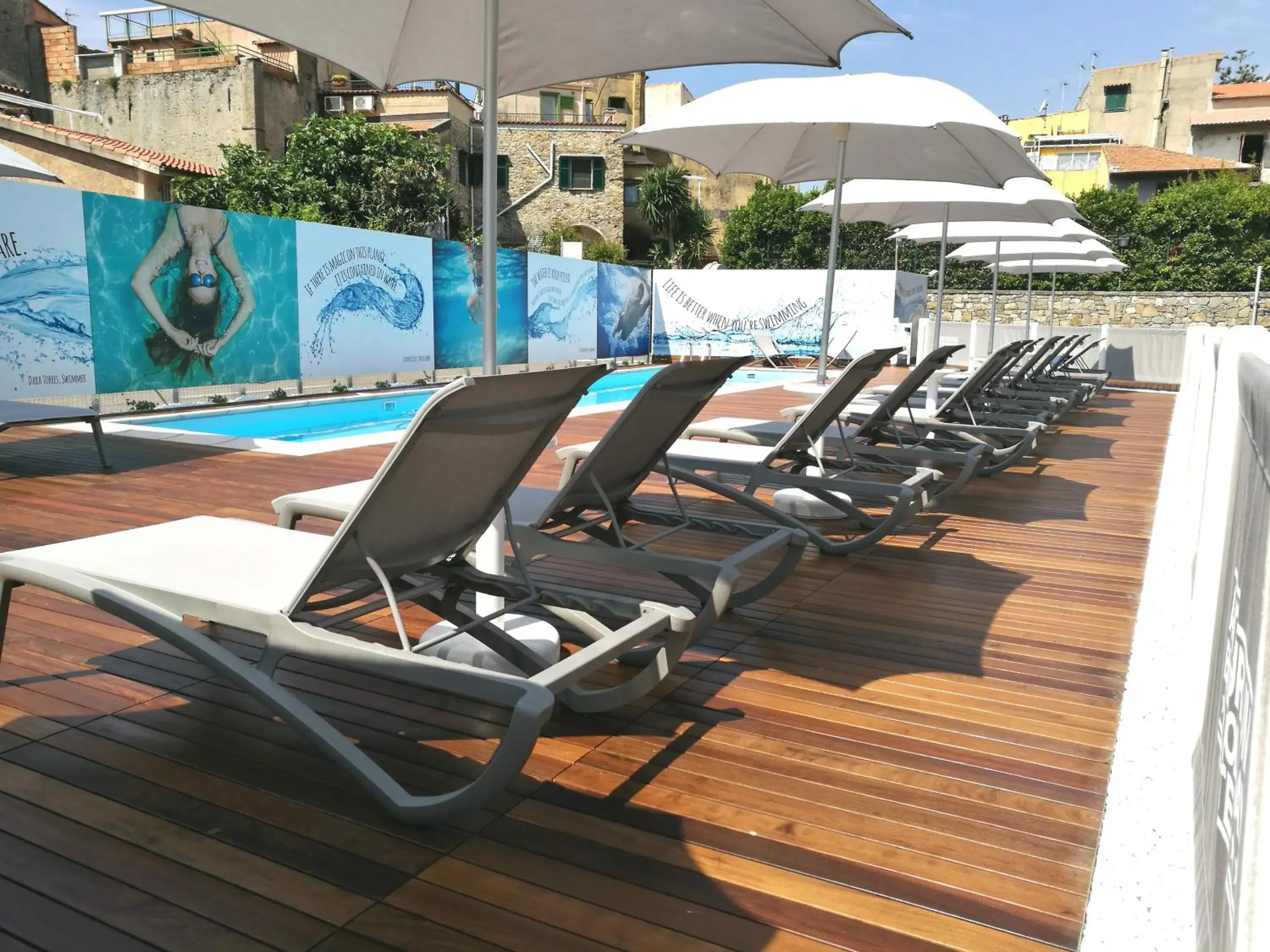 Pool view, Swimming Pool in Best Western Hotel Anthurium