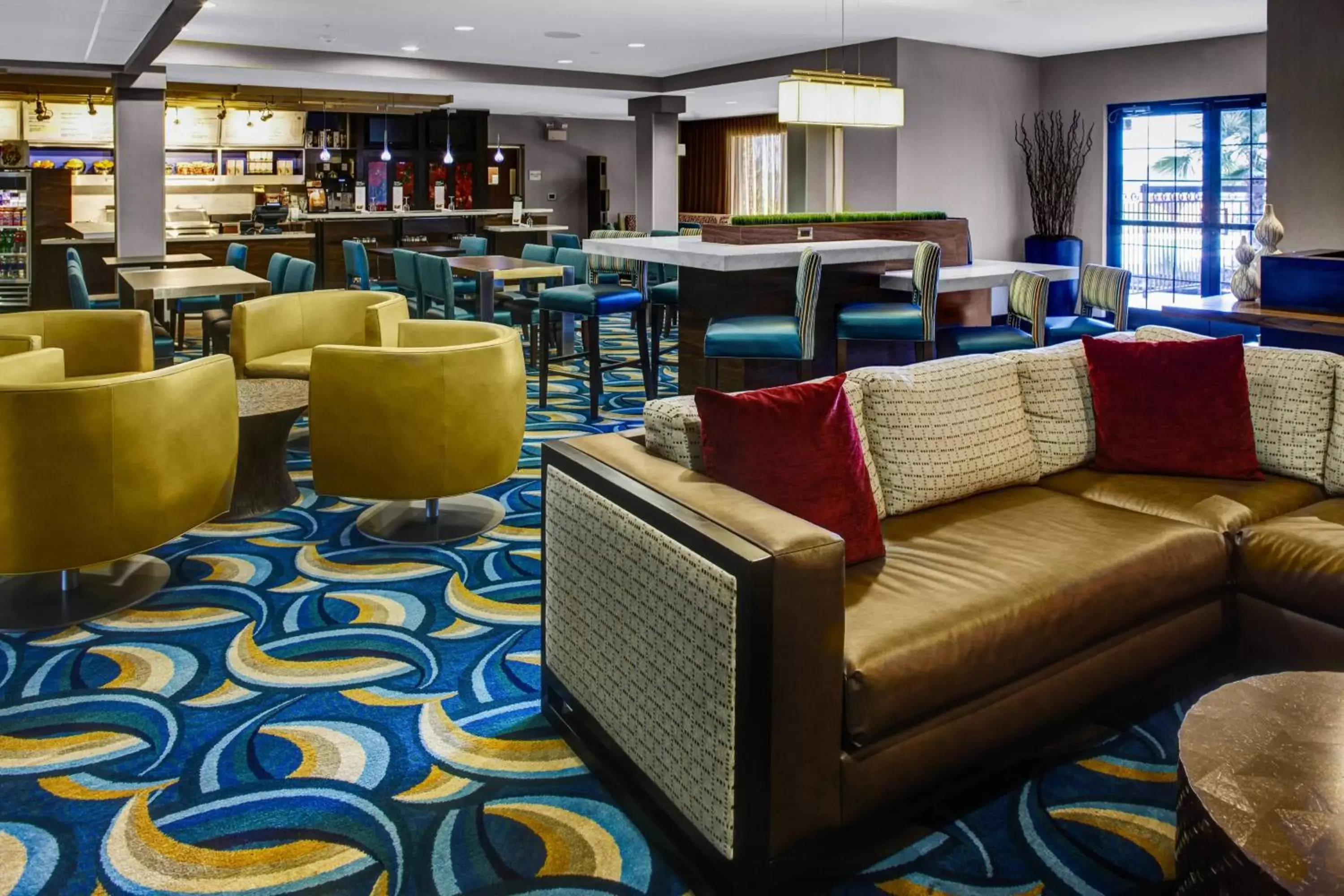 Lobby or reception, Lounge/Bar in Courtyard by Marriott New Bern