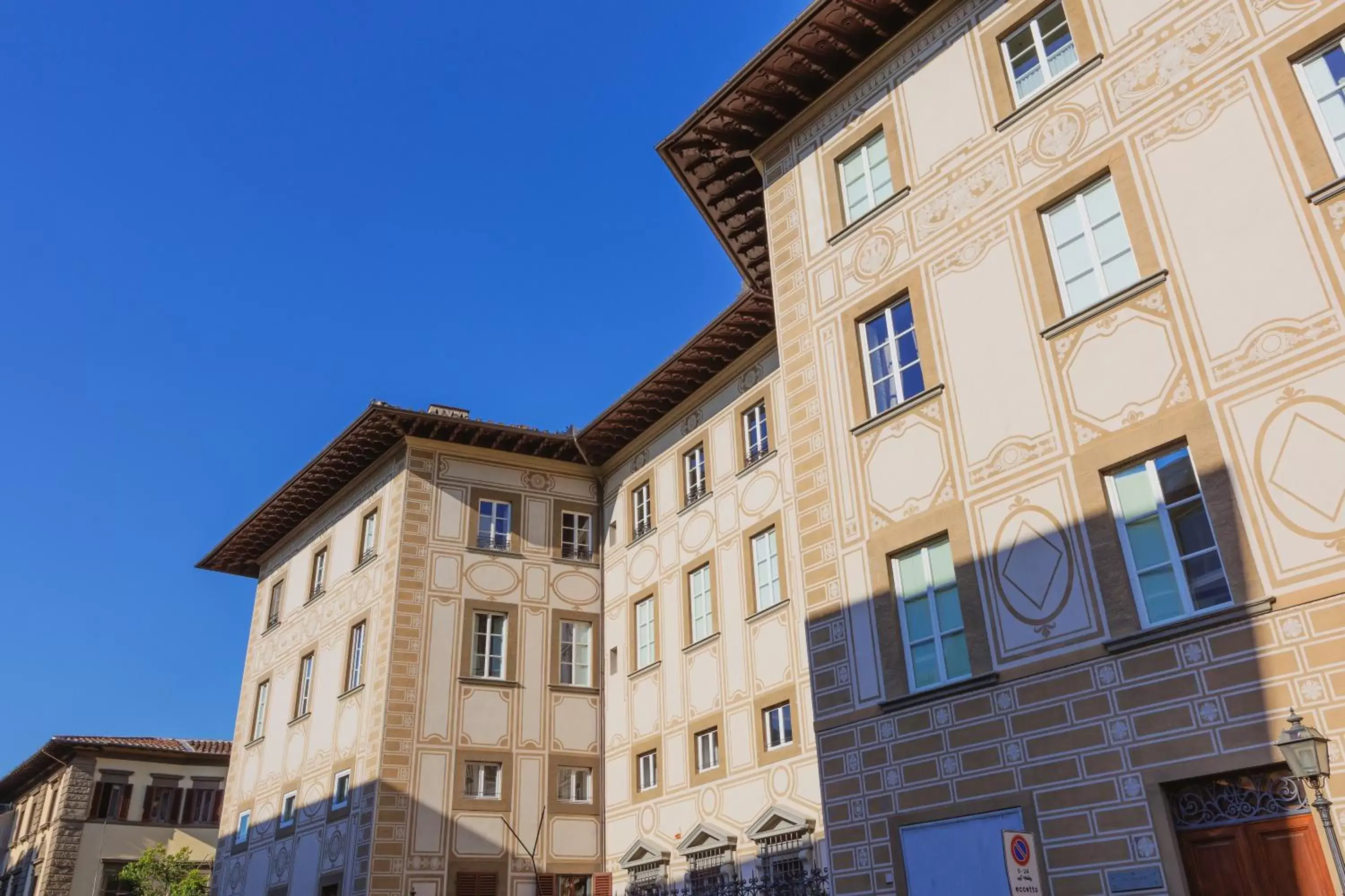 Property Building in Maison Santa Croce Property Building in Maison Santa Croce