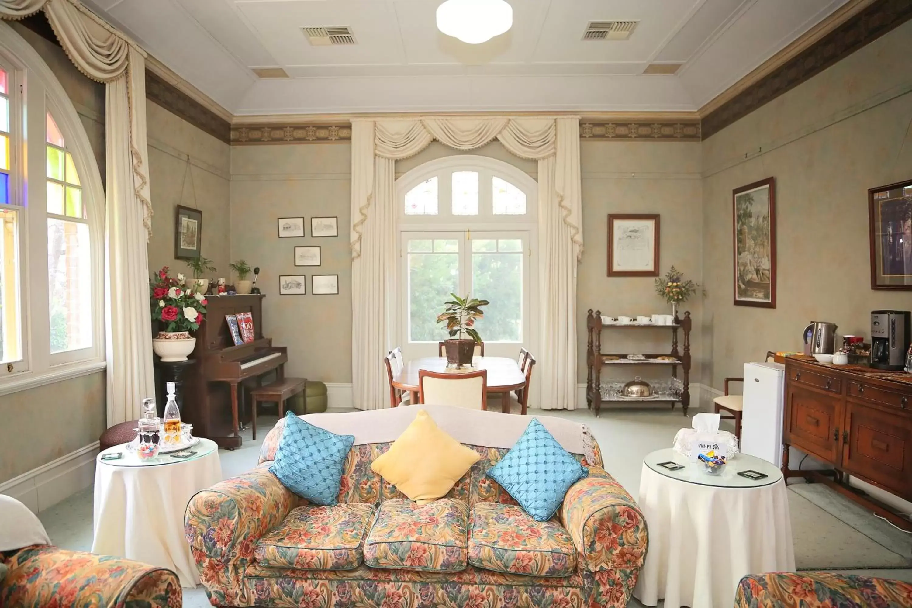 Living room, Seating Area in Forgandenny House B&B