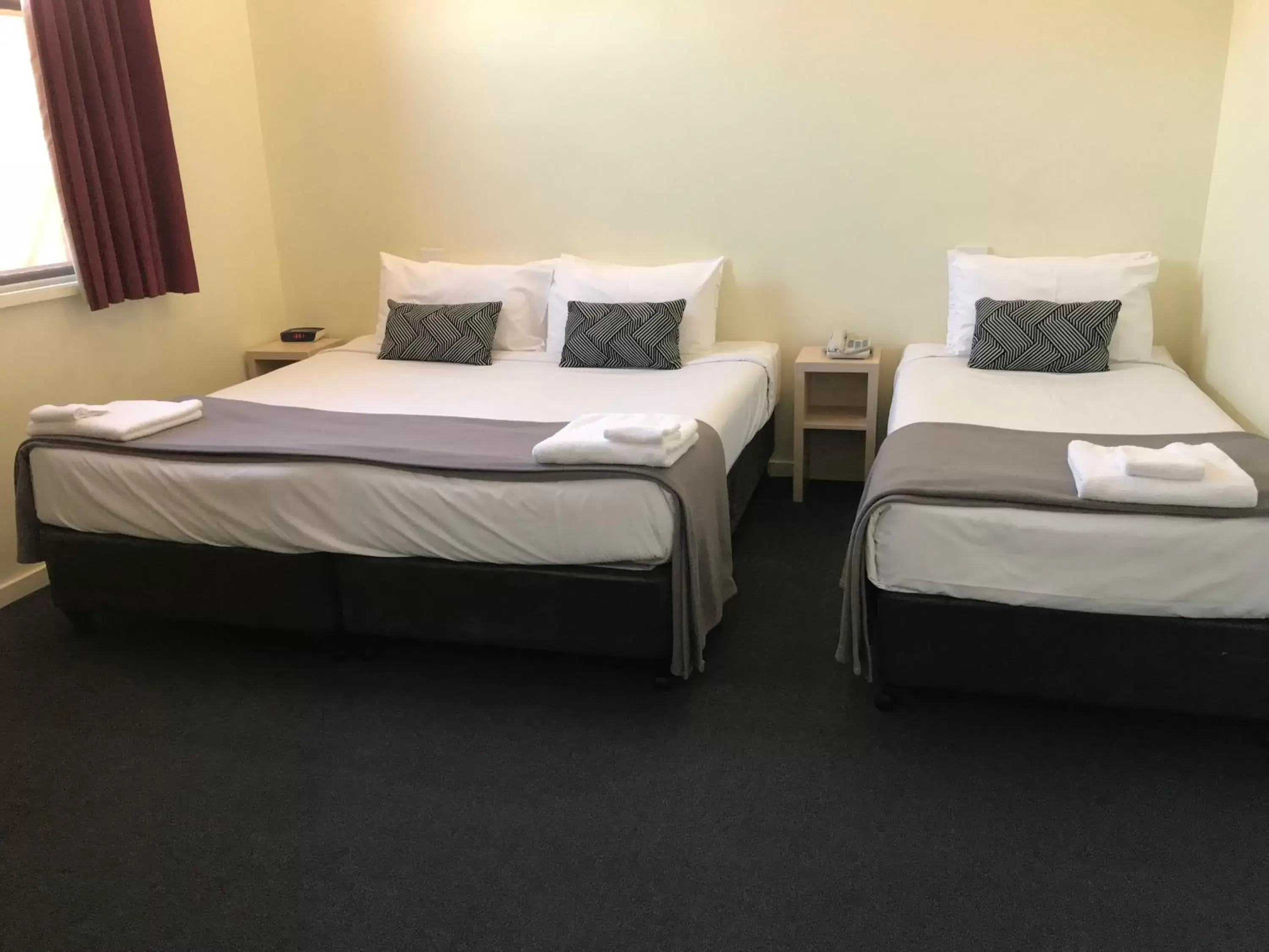 Bed in Miami Hotel Melbourne