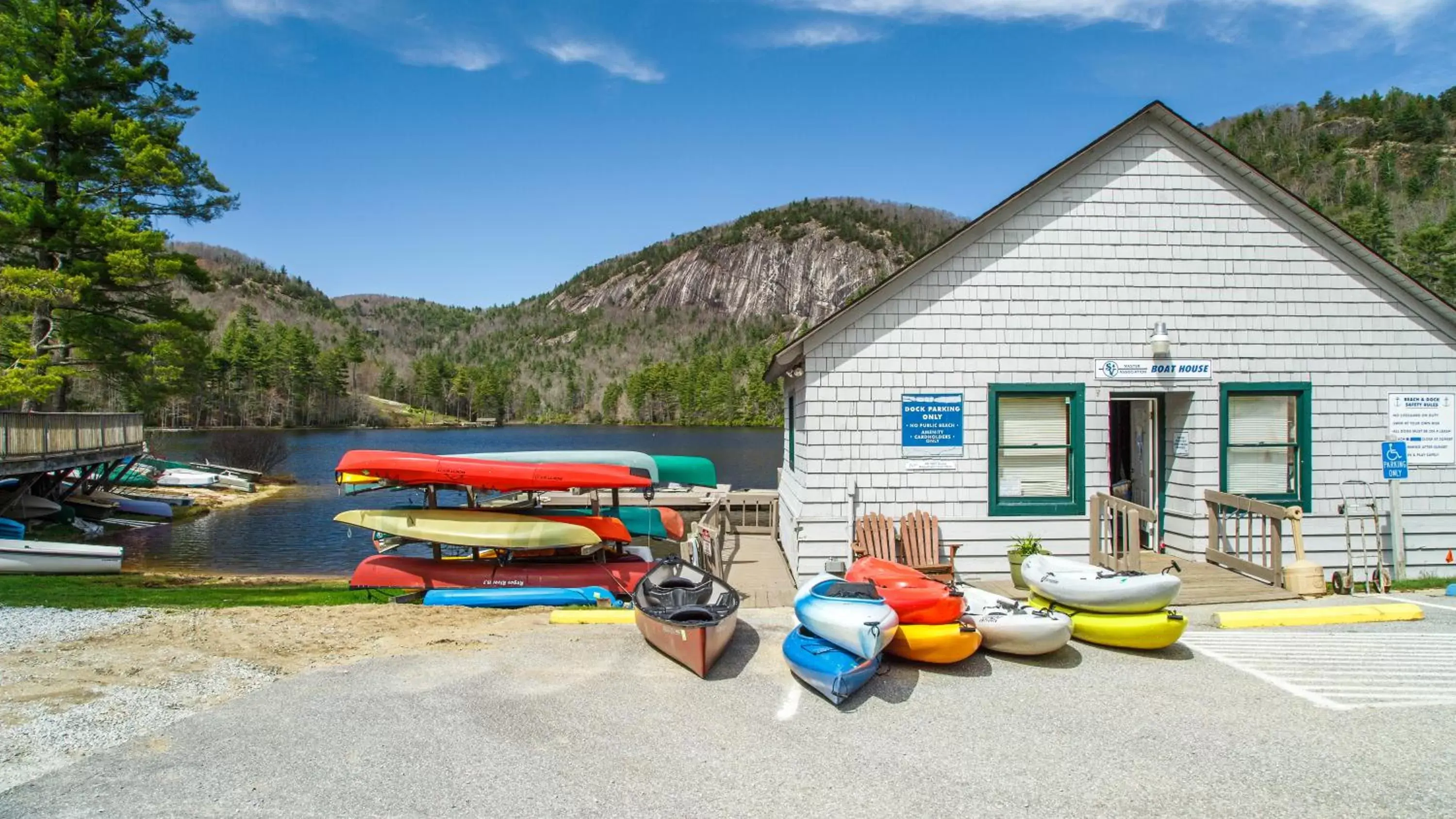 Canoeing in Fairway Forest Canoeing in Fairway Forest