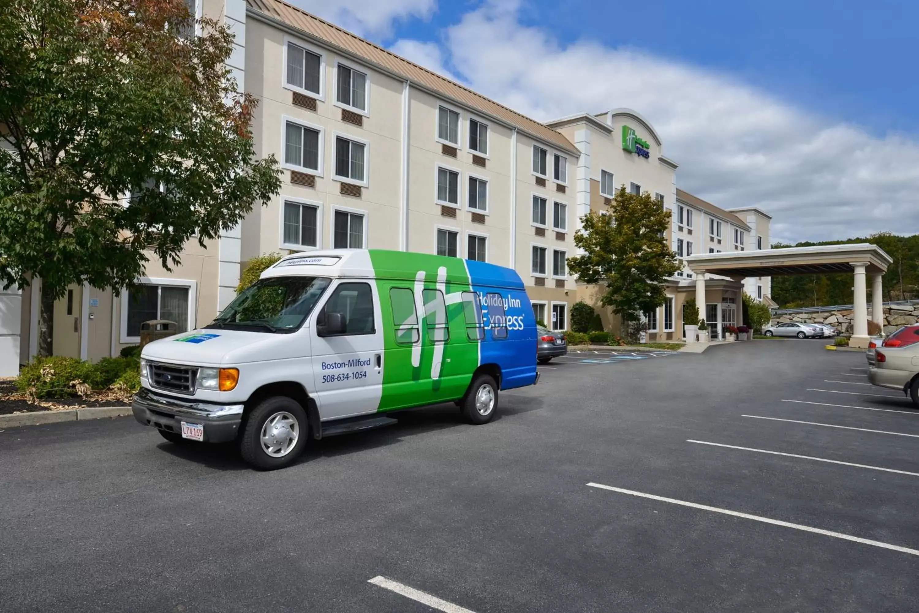 shuttle, Property Building in Holiday Inn Express Boston/Milford Hotel, an IHG Hotel