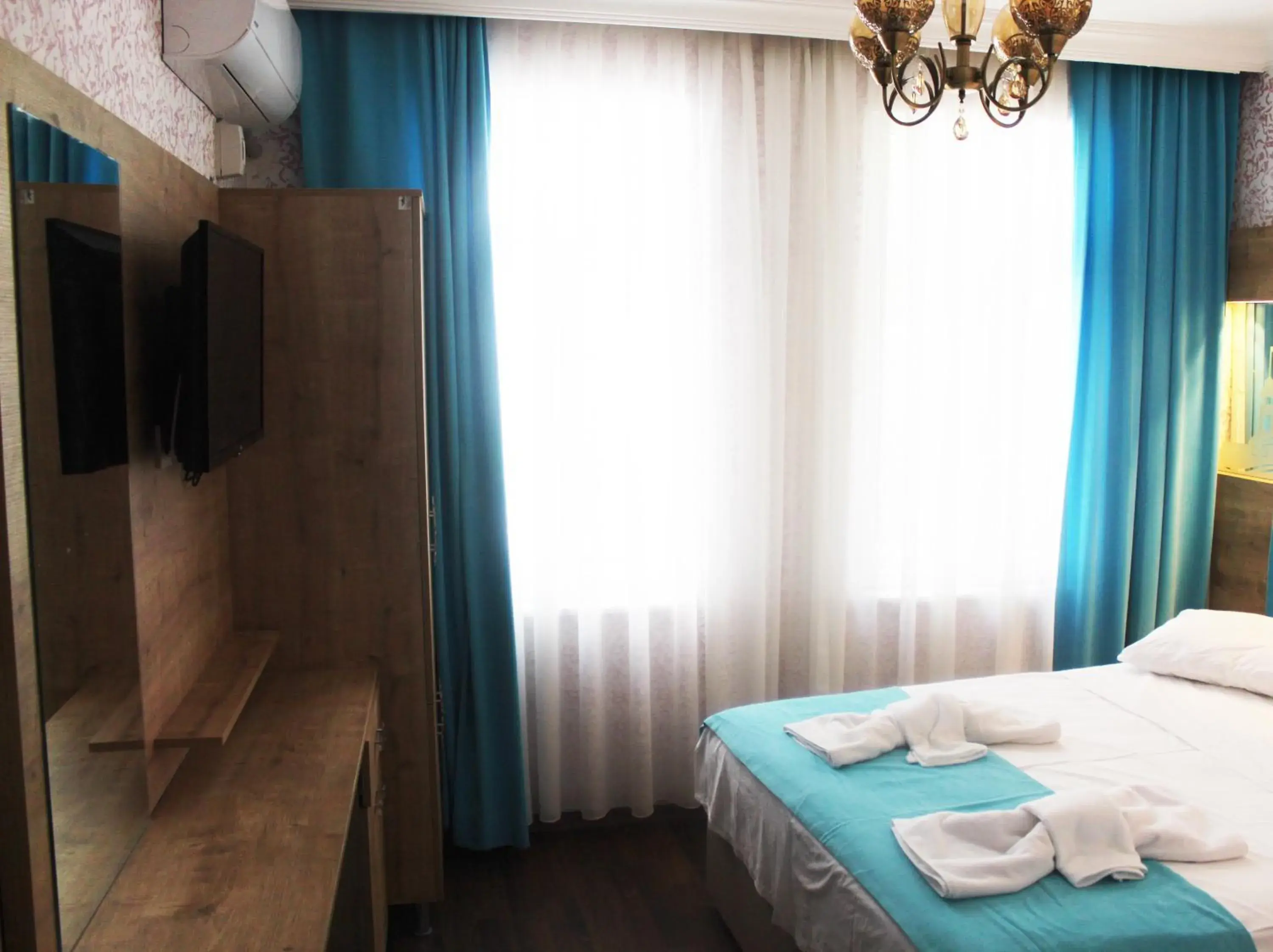 Bed in Hotel Megaron