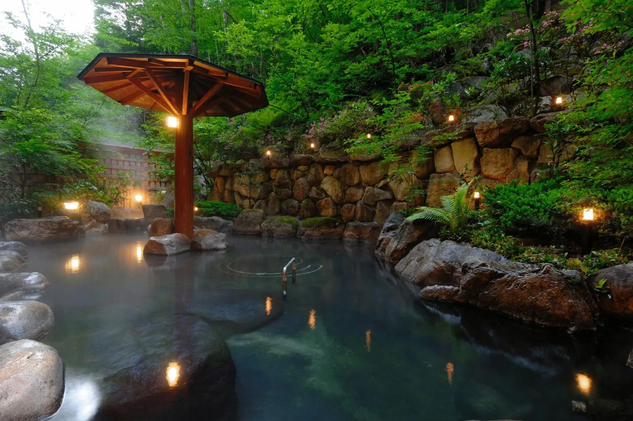 Hot Spring Bath in Hodakaso Yamano Hotel