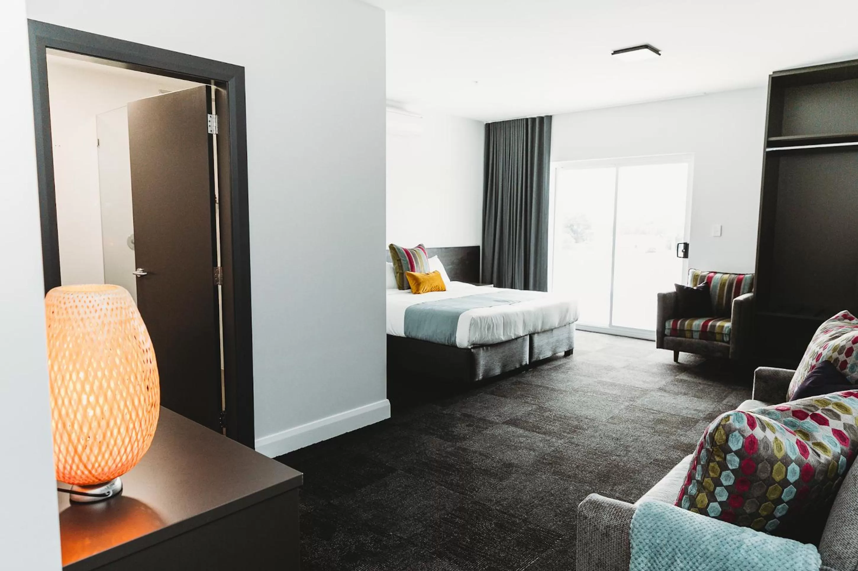 Bed in Coniston Hotel Wollongong