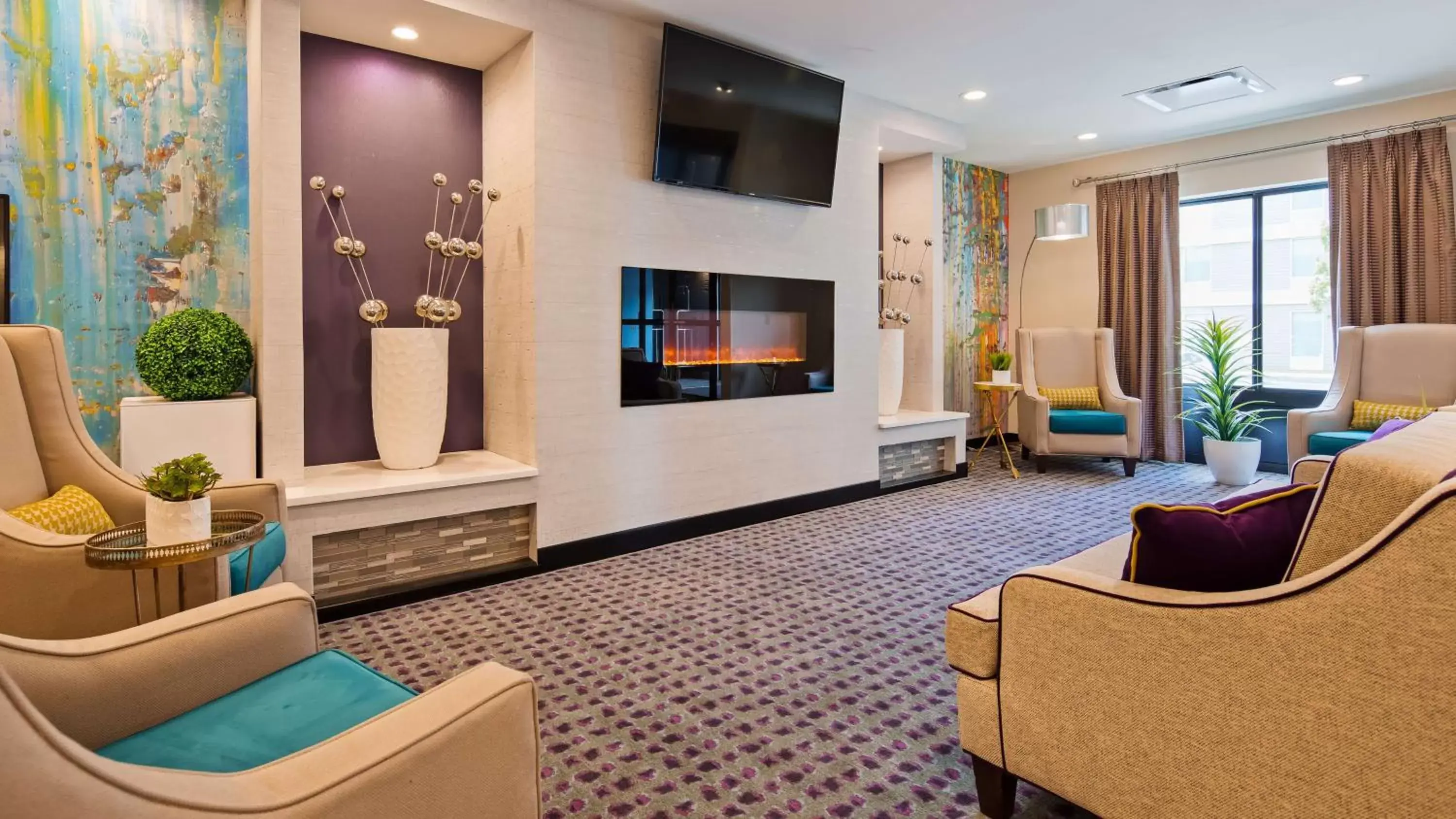 Lobby or reception, Seating Area in Best Western Plus Erie Inn & Suites