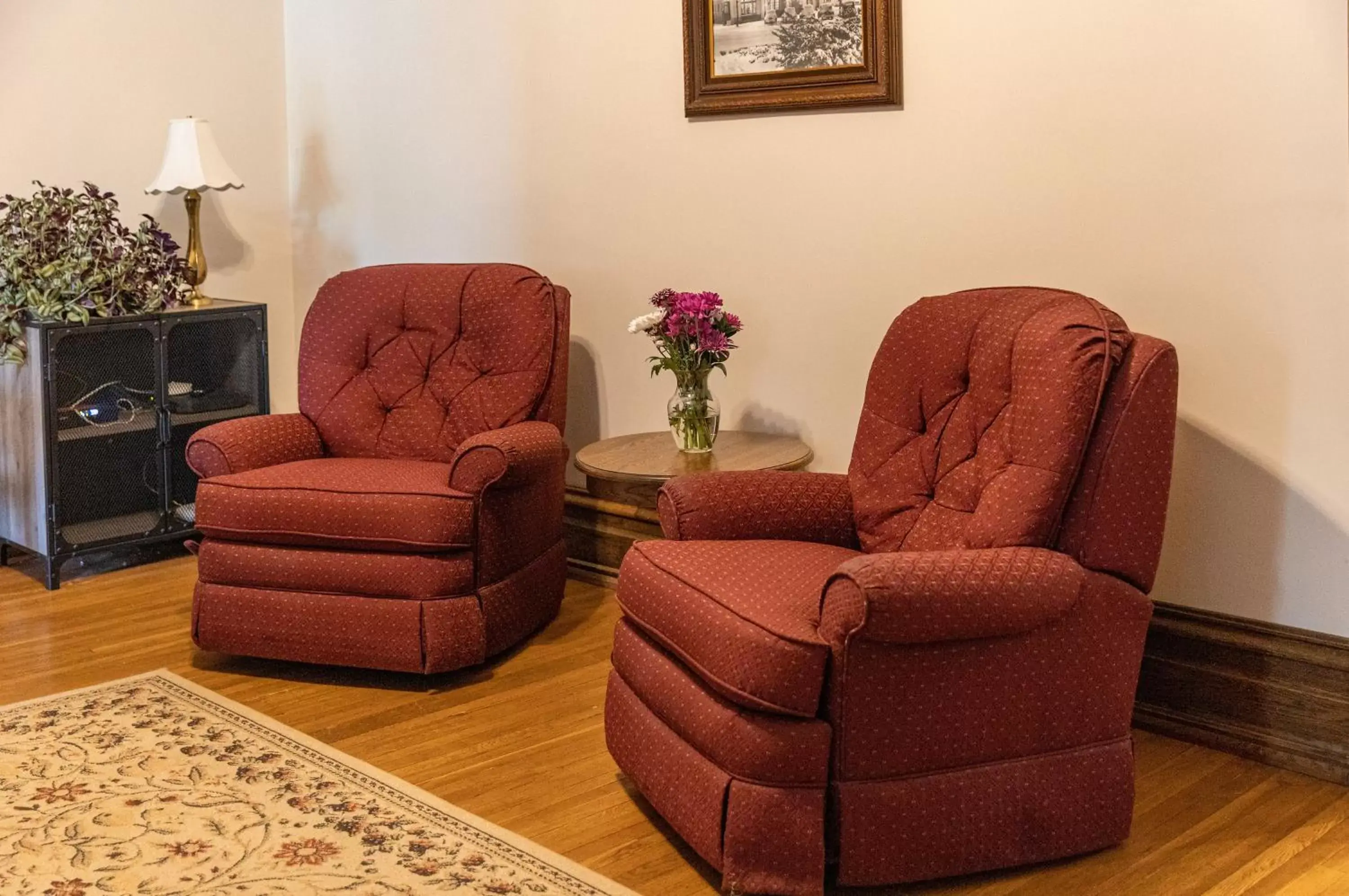 Seating Area in Keystone Inn Bed and Breakfast