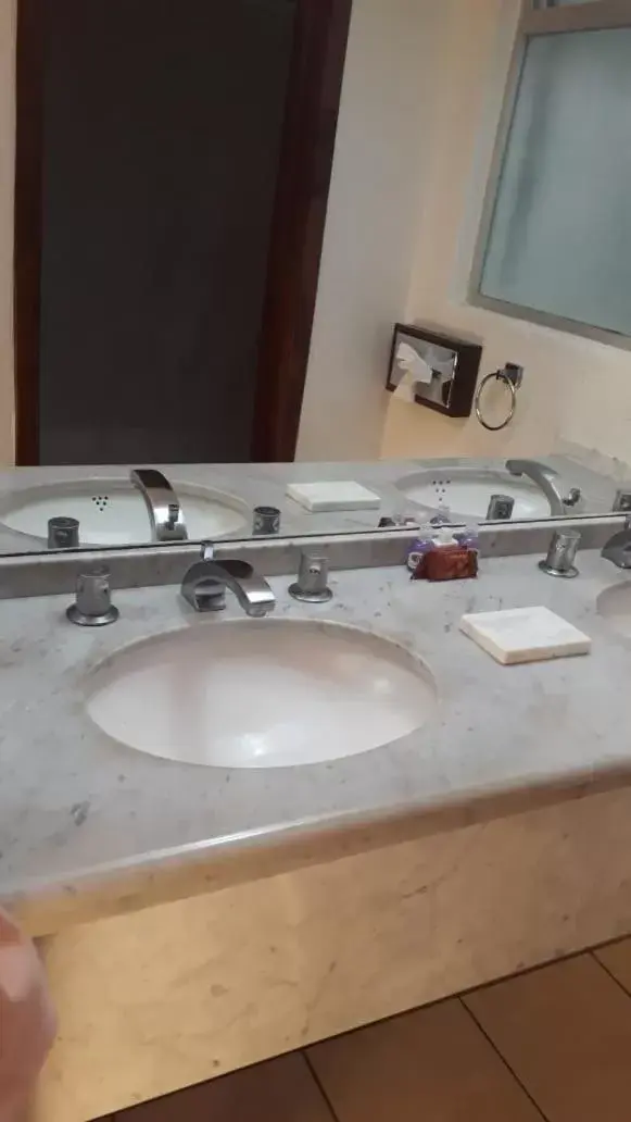 Bathroom in Hotel La Pergola