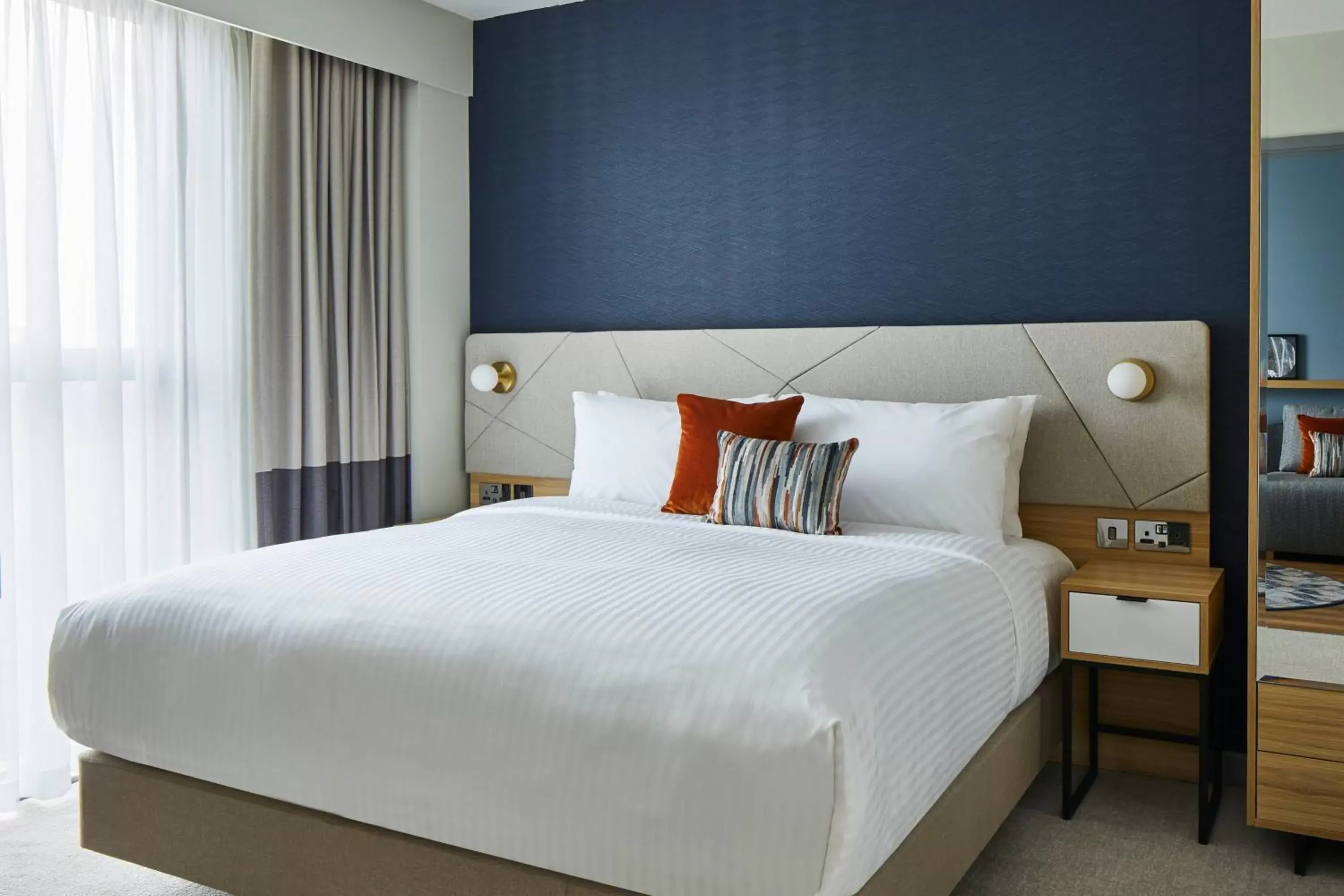 Bedroom, Bed in Residence Inn by Marriott Slough