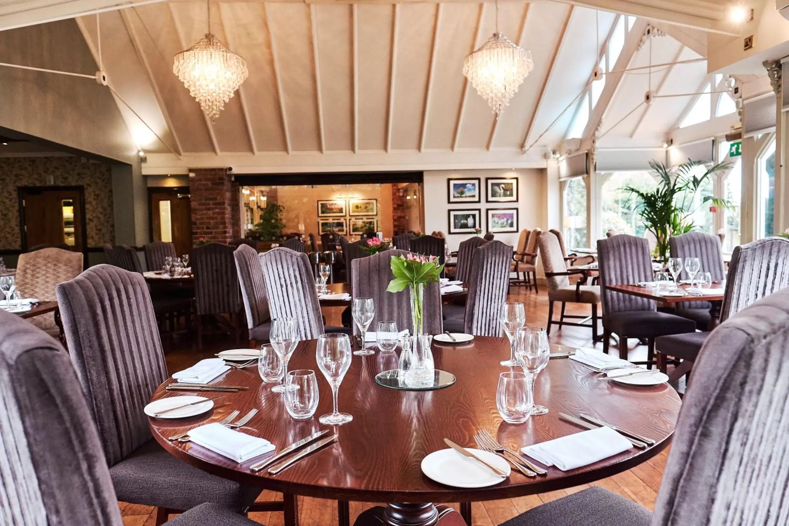 Restaurant/places to eat in The Moat House Restaurant/places to eat in The Moat House