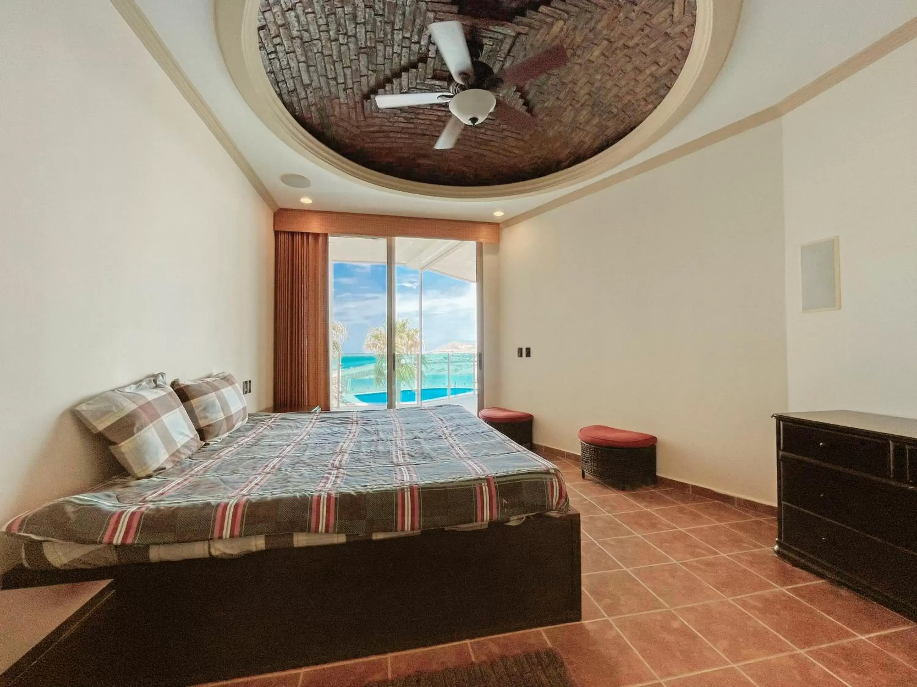 Bedroom in Esmeralda Beach Resort