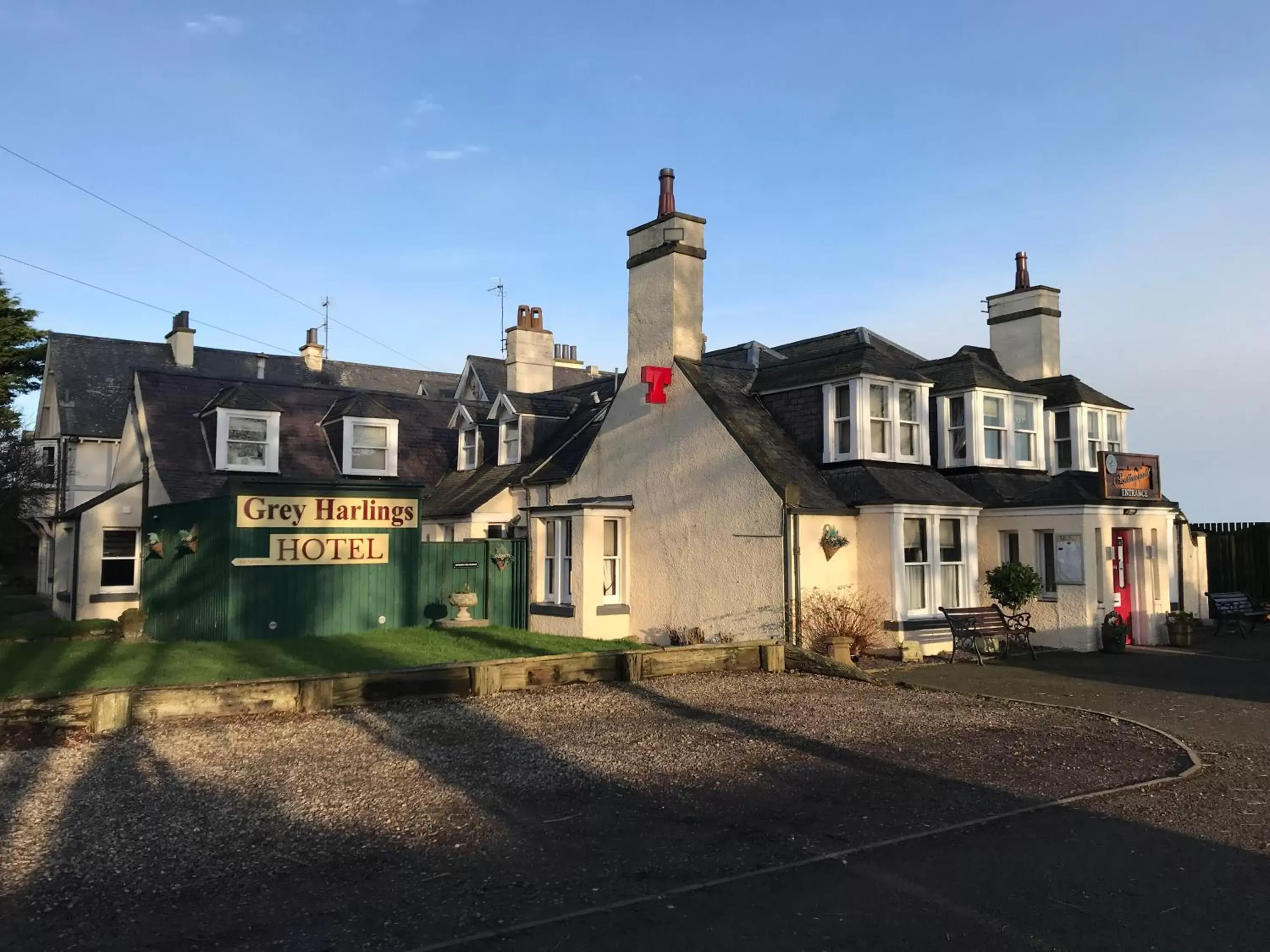 Property Building in Grey Harlings Hotel