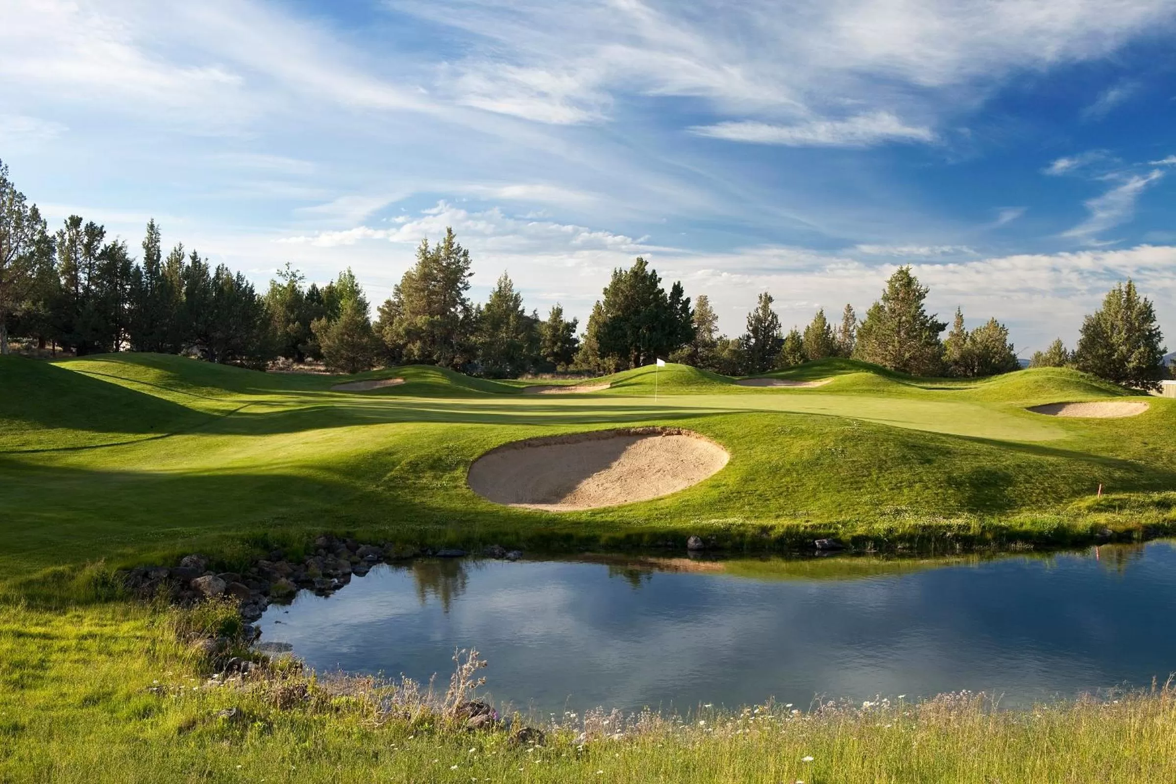 Golfcourse in The Lodge at Eagle Crest