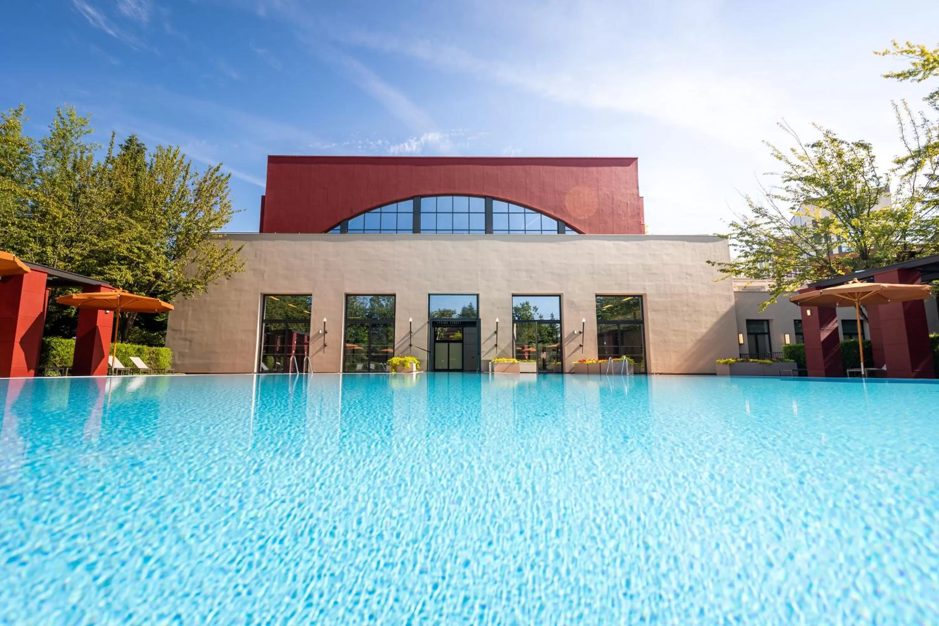 Swimming pool in Disney Hotel New York - The Art of Marvel