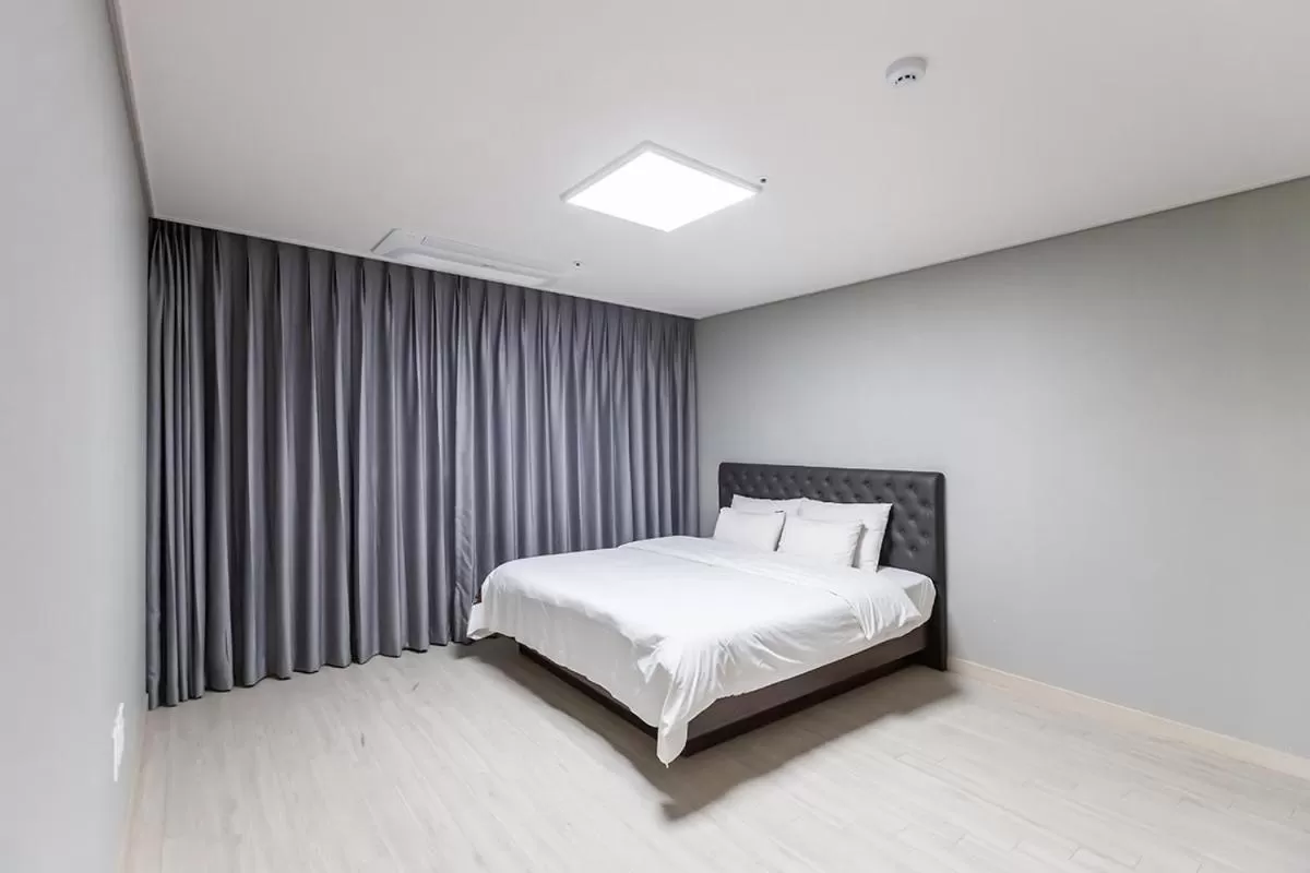 Bed in Seomyeon Brown-dot hotel Gold