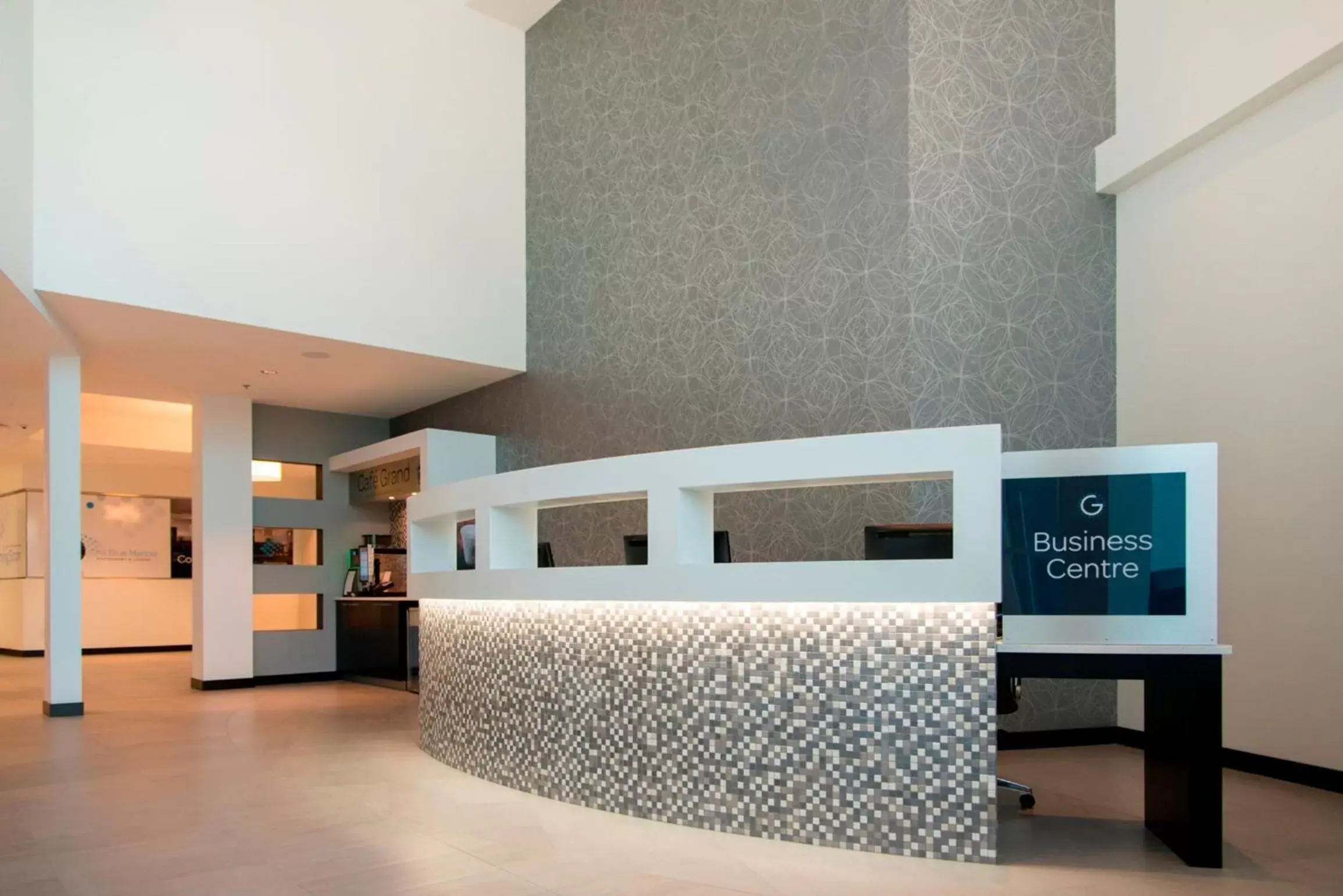 Lobby or reception in The Grand Winnipeg Airport Hotel by Lakeview