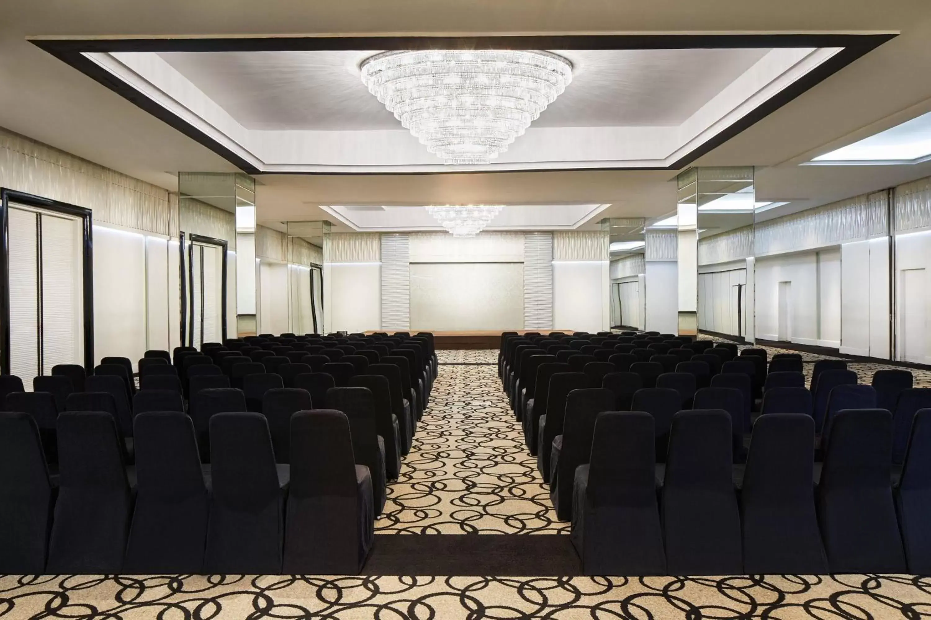 Meeting/conference room in Courtyard by Marriott Bandung Dago