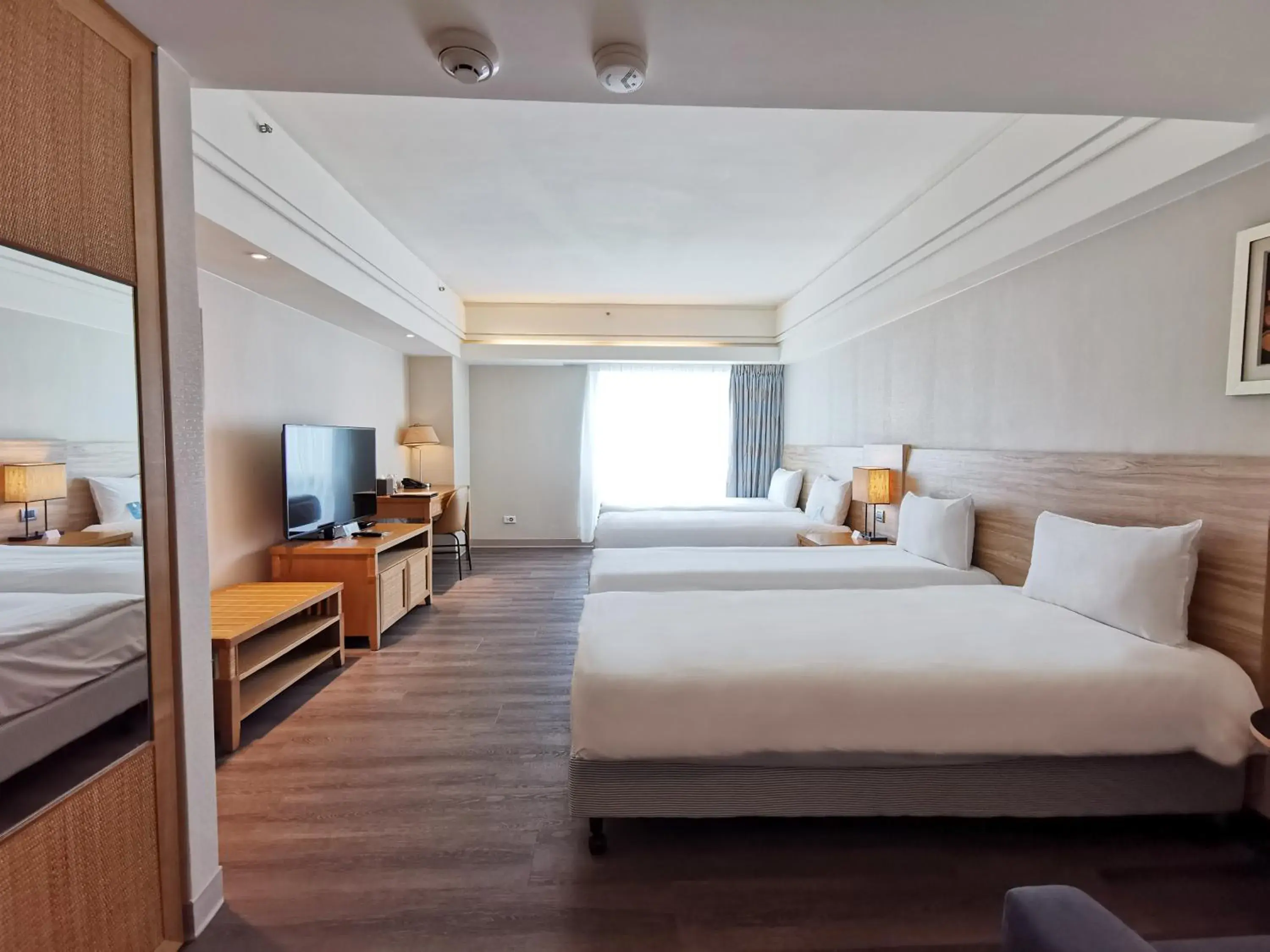 Photo of the whole room, Bed in Azure Hotel