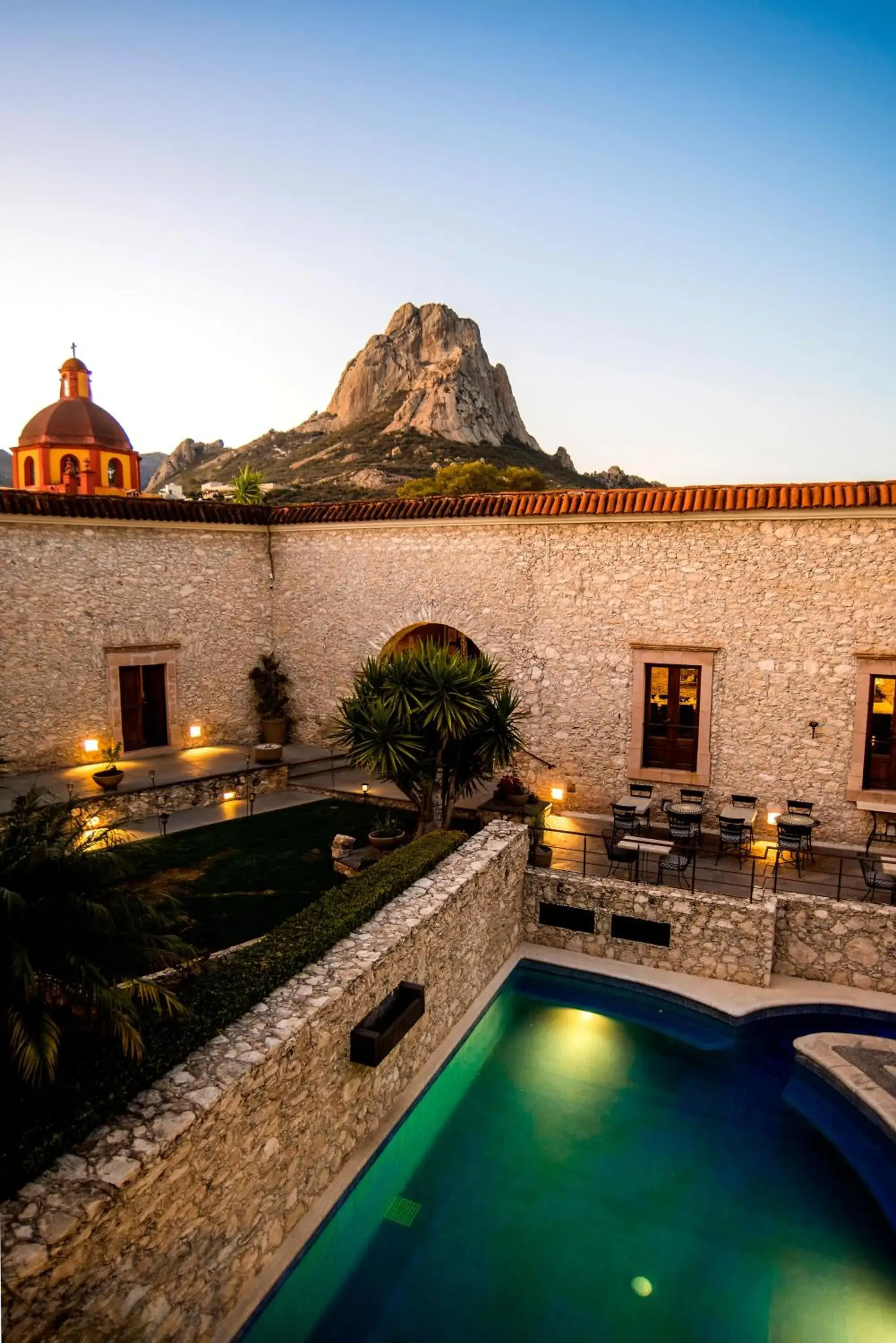 Swimming pool in Casa Mateo Hotel Boutique