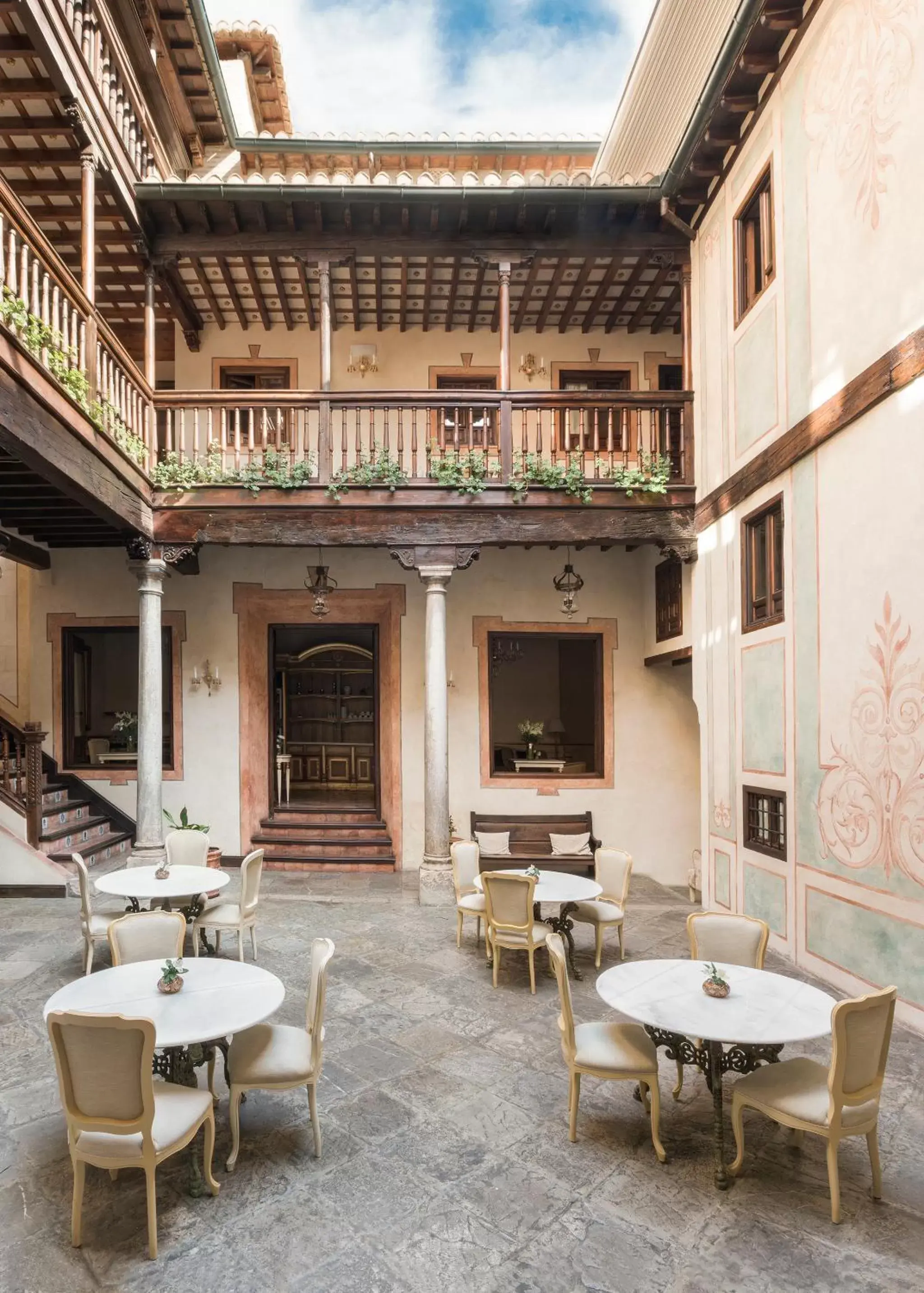 Patio, Restaurant/Places to Eat in Hotel Casa 1800 Granada