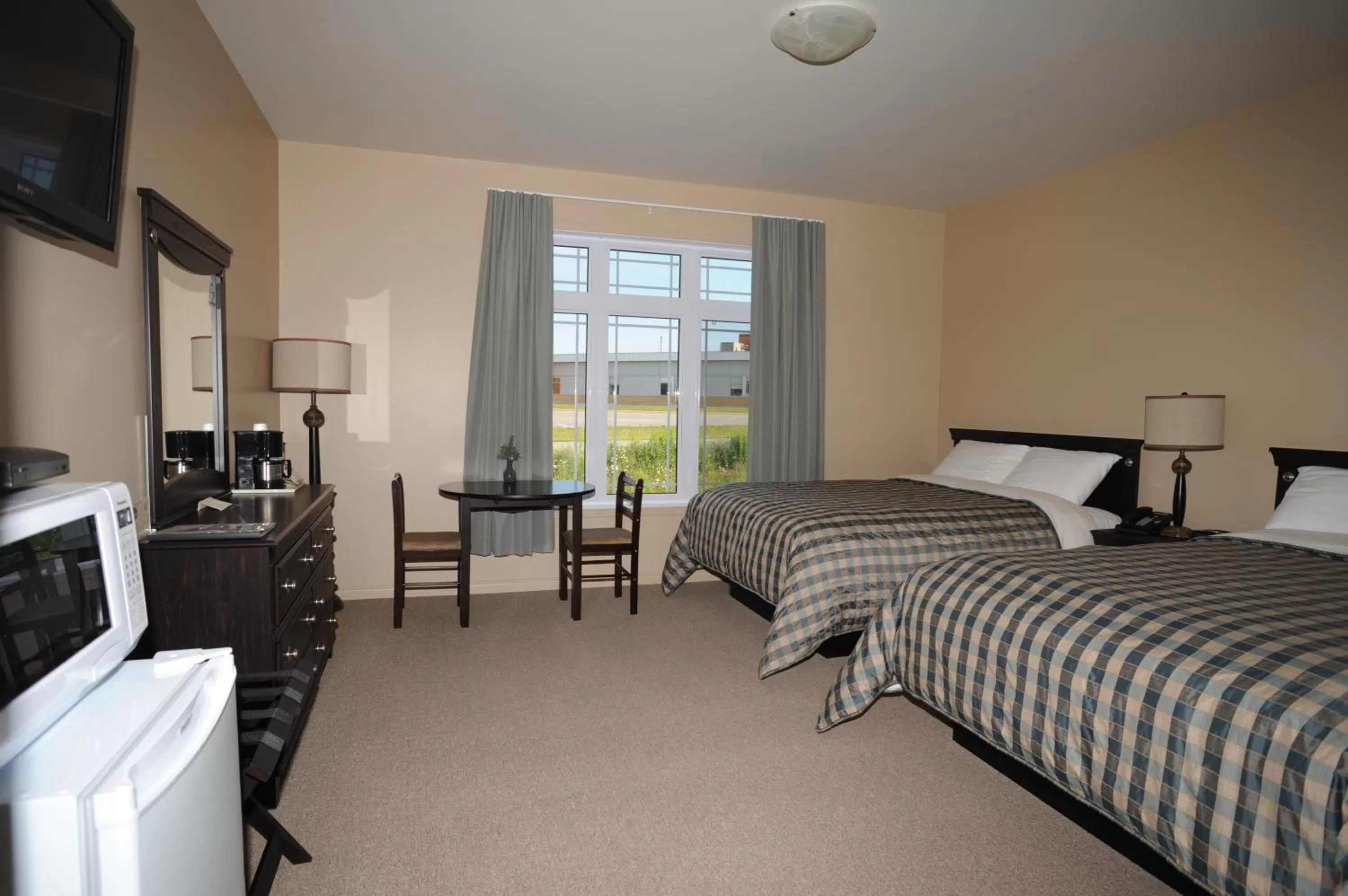 Photo of the whole room in Hotel La Porte de la Matawinie