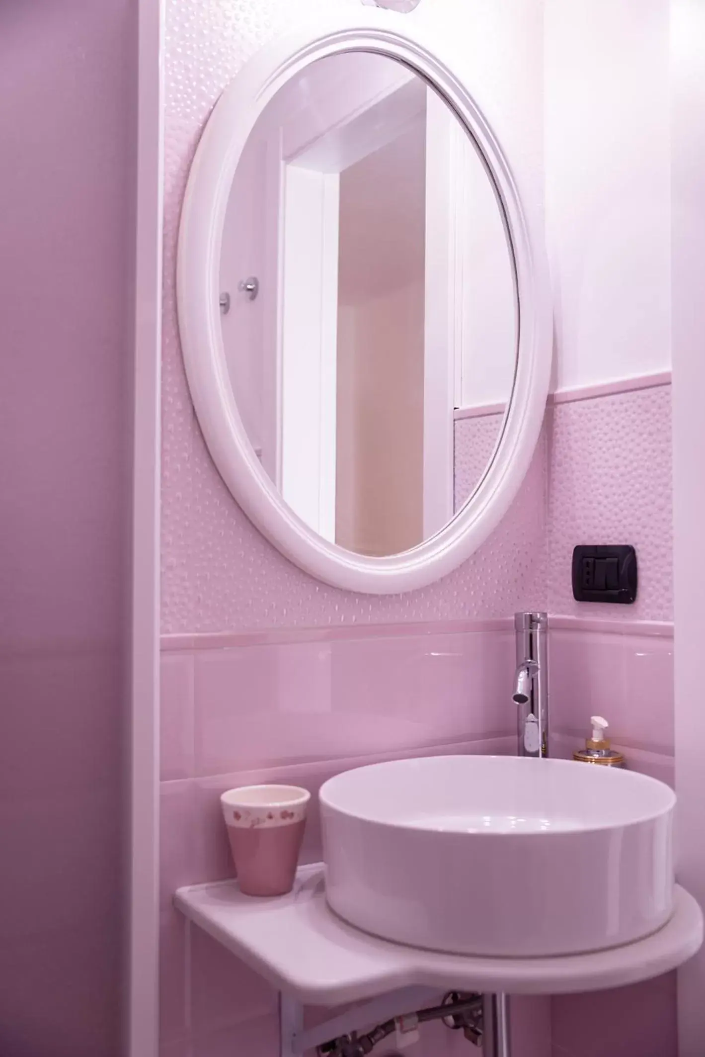 Bathroom in Mirò B&B