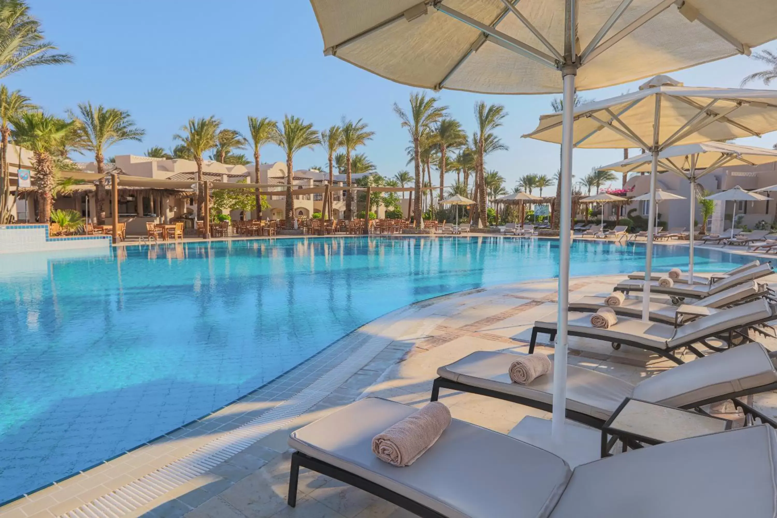 Swimming pool in Iberotel Makadi Beach Swimming pool in Iberotel Makadi Beach