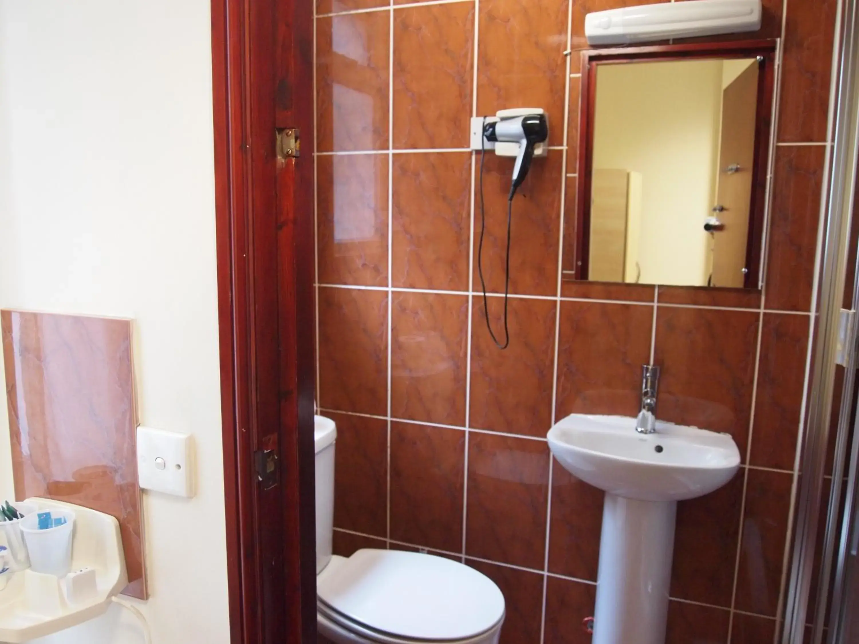 Bathroom in Hotel Olympia