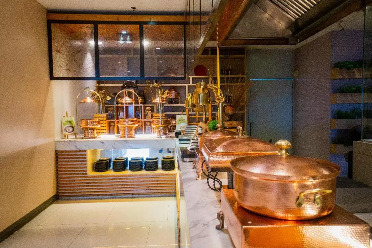 Restaurant/places to eat in Solea Mactan Resort Restaurant/places to eat in Solea Mactan Resort